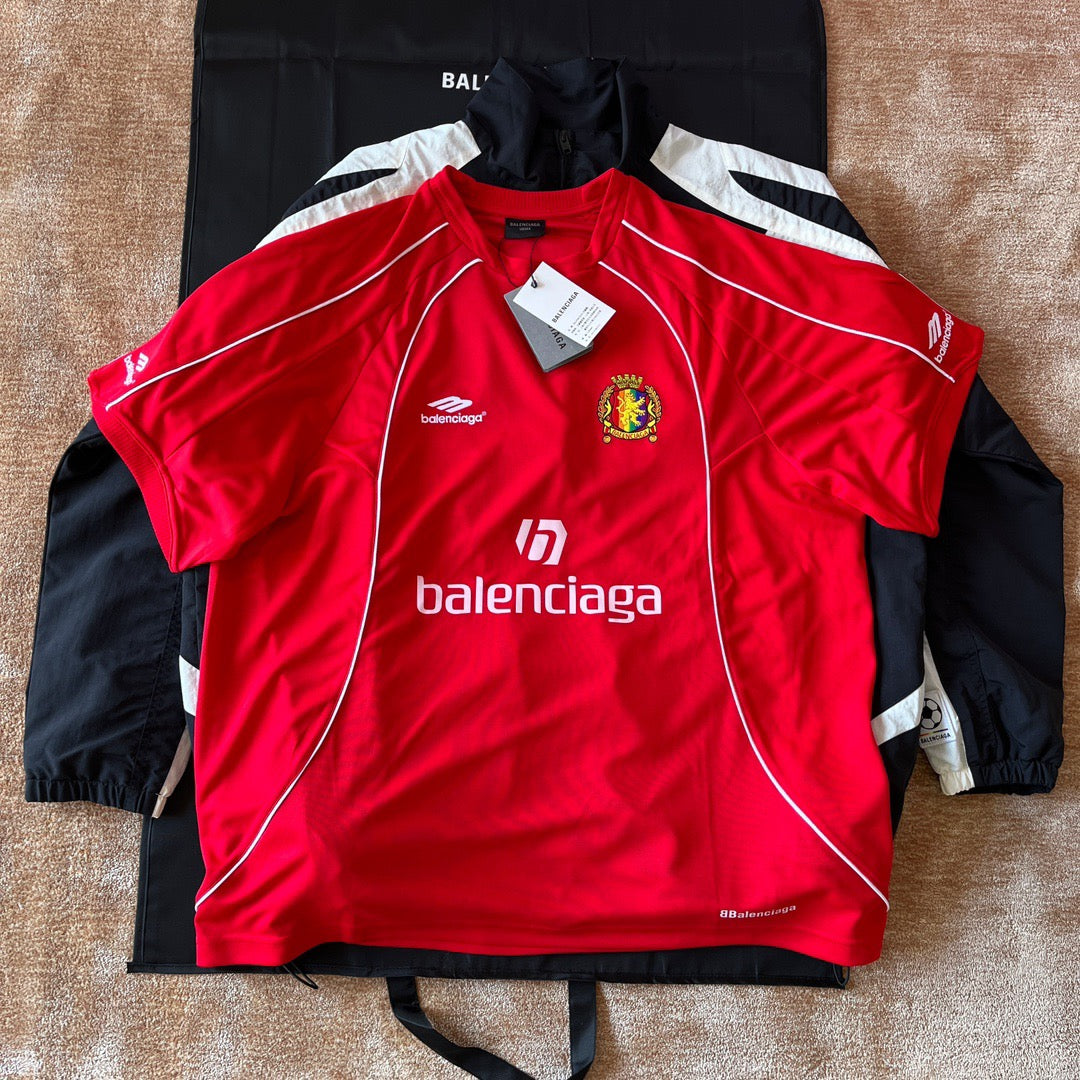 Black and Red T-shirt - FashionHype.xyz