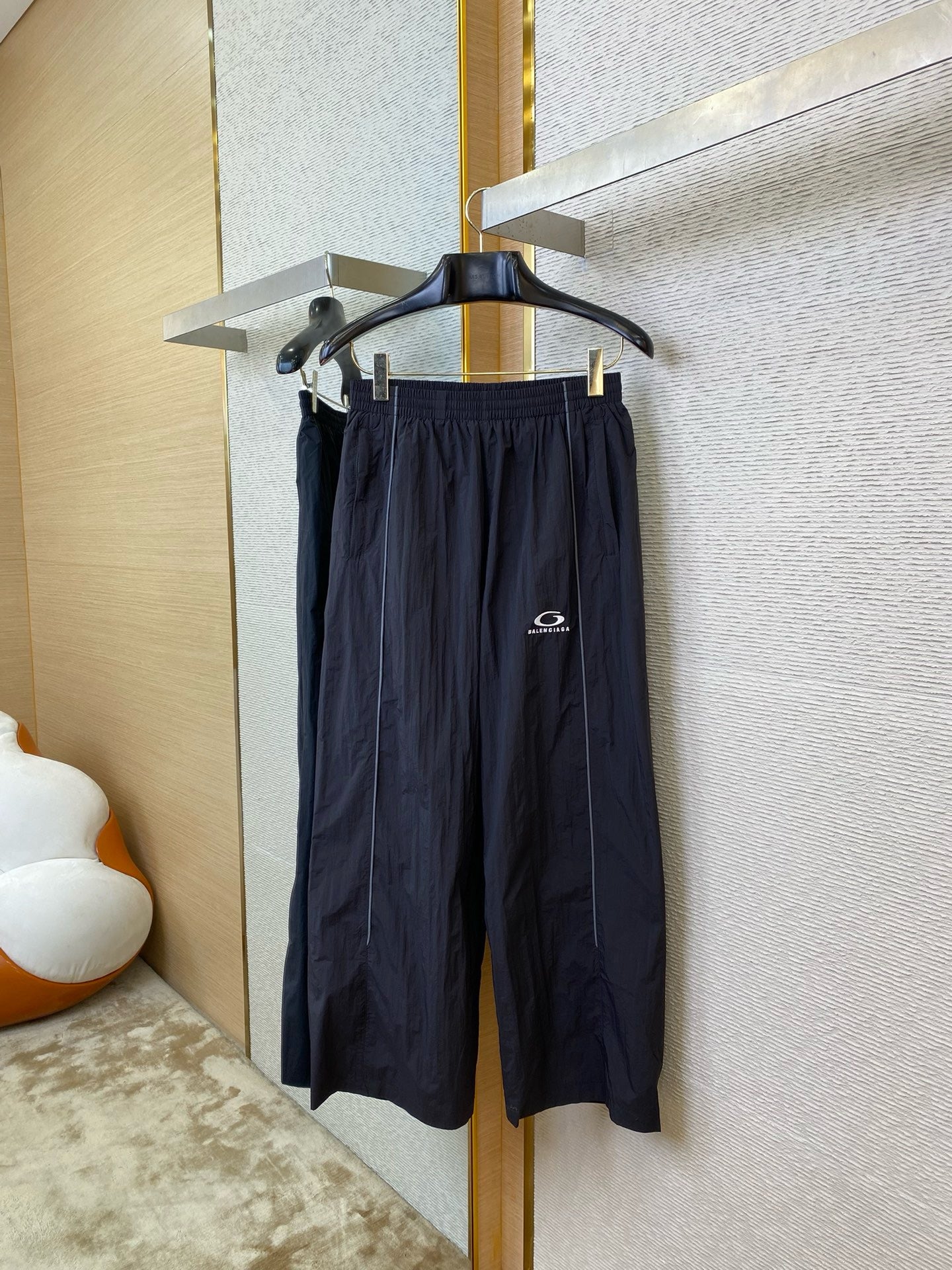 Black Pant - FashionHype.xyz
