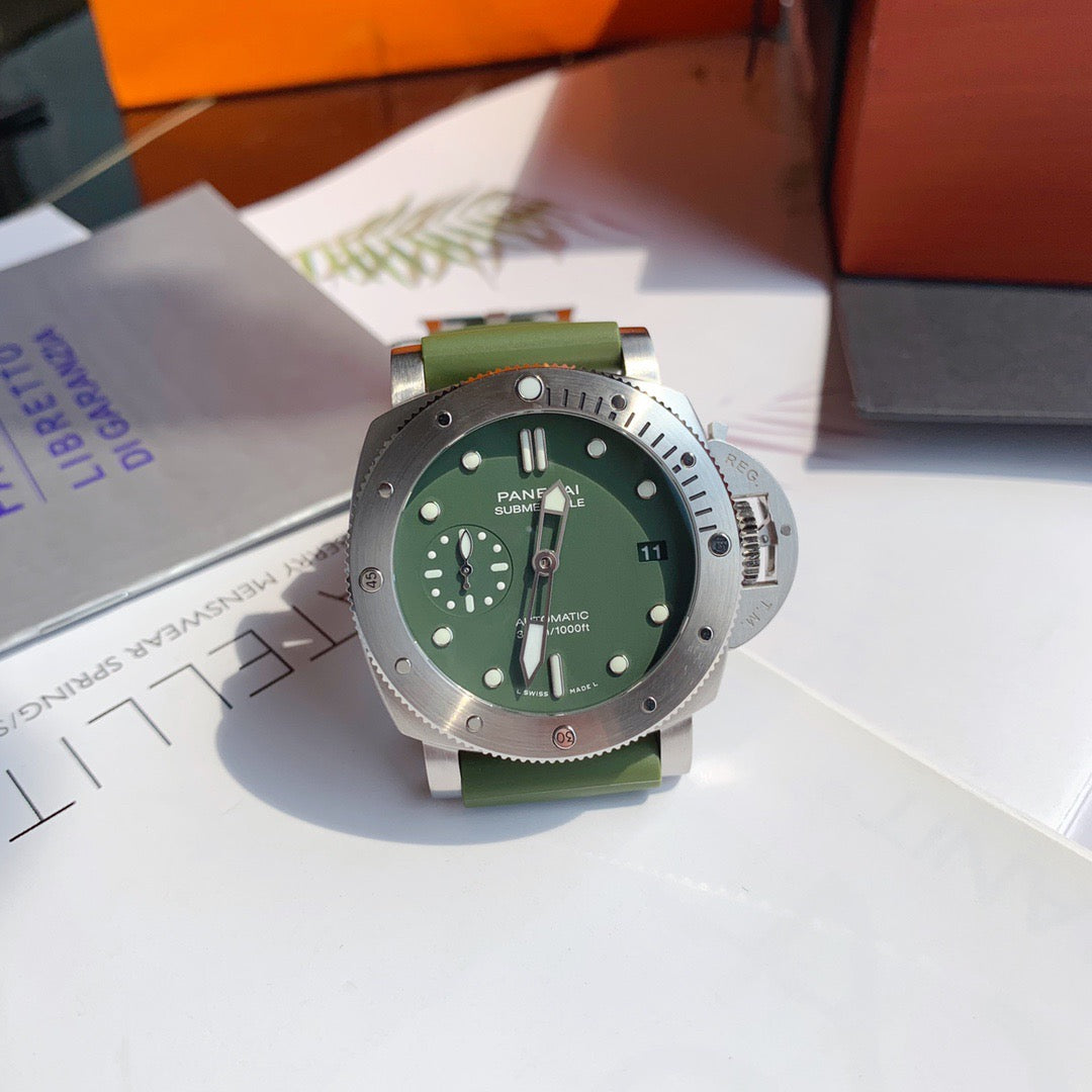 Grüne Uhr