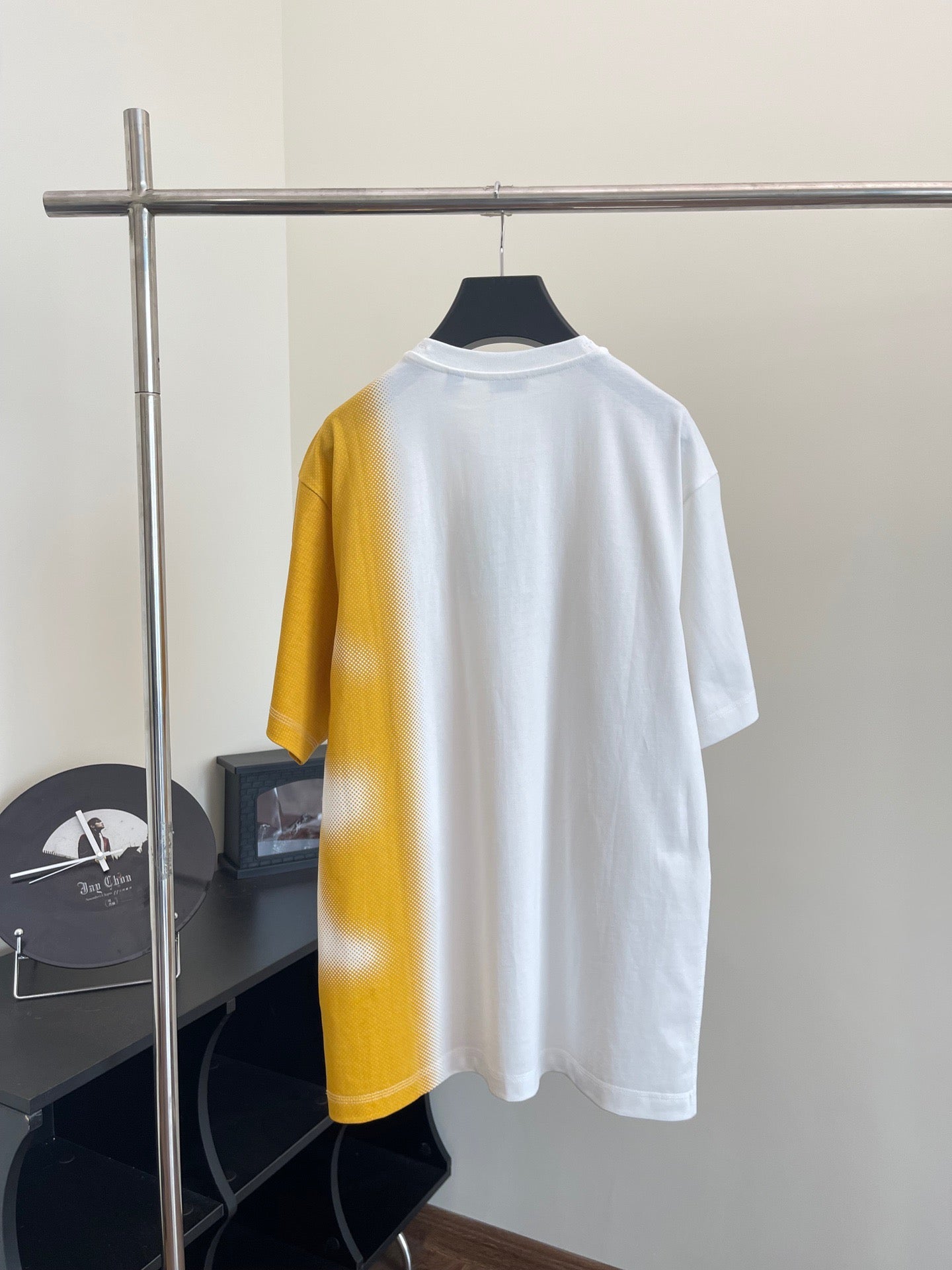 Mehrfarbiges T-Shirt