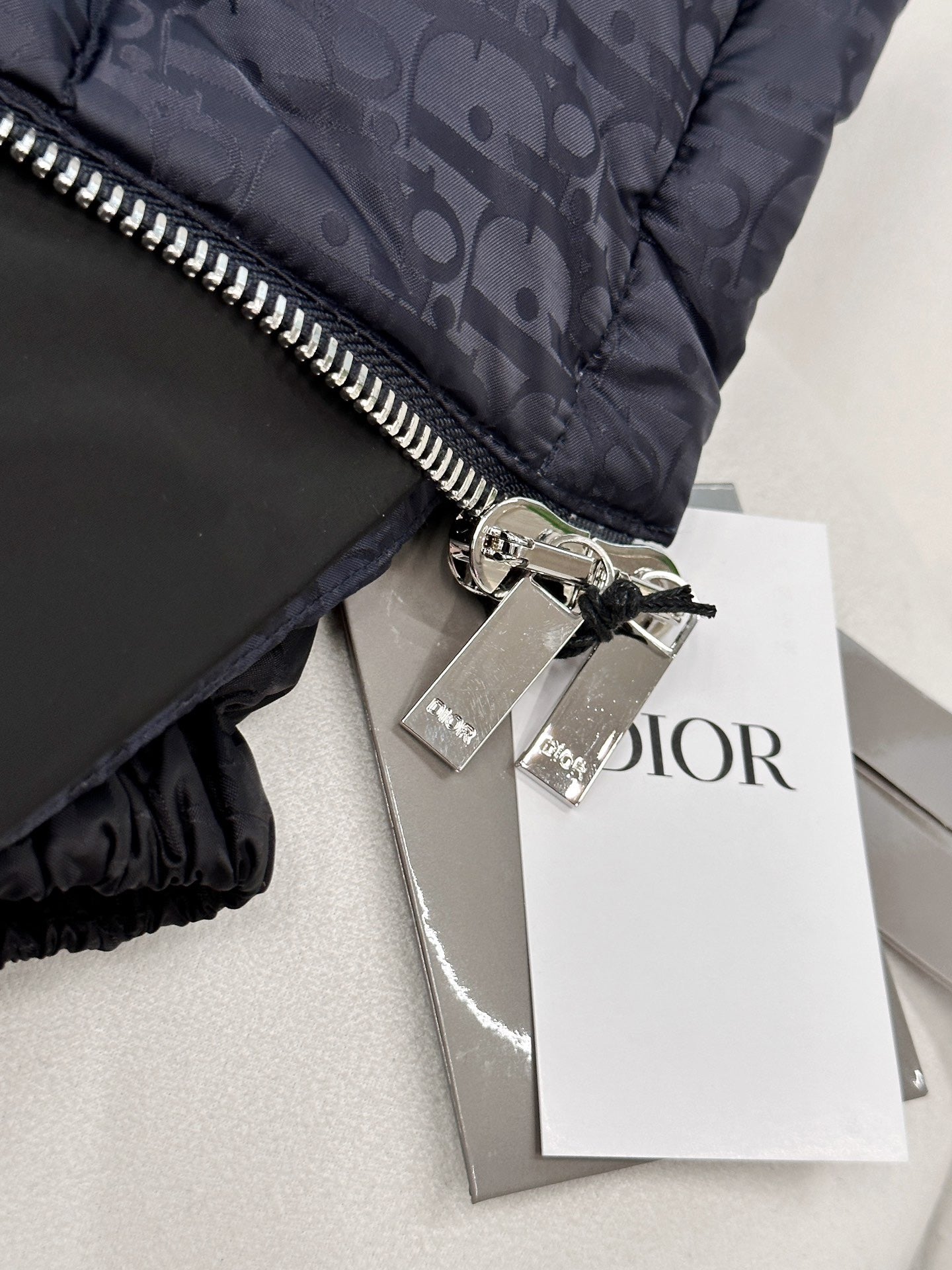 جاكيت أسود - مقاس 48