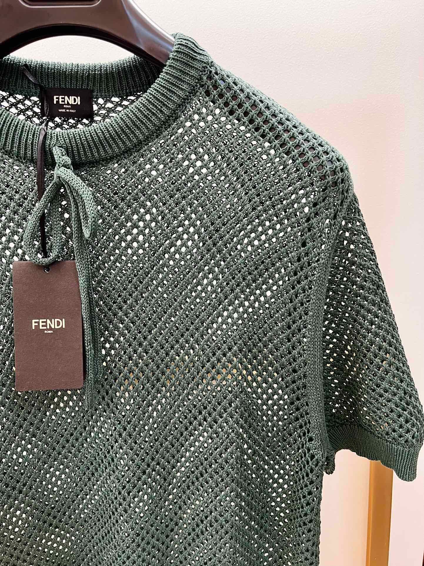 Green and Grey T-shirt - FashionHype.xyz