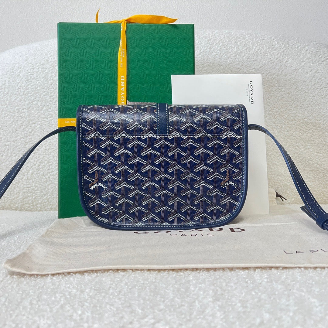 Mehrfarbige Tasche