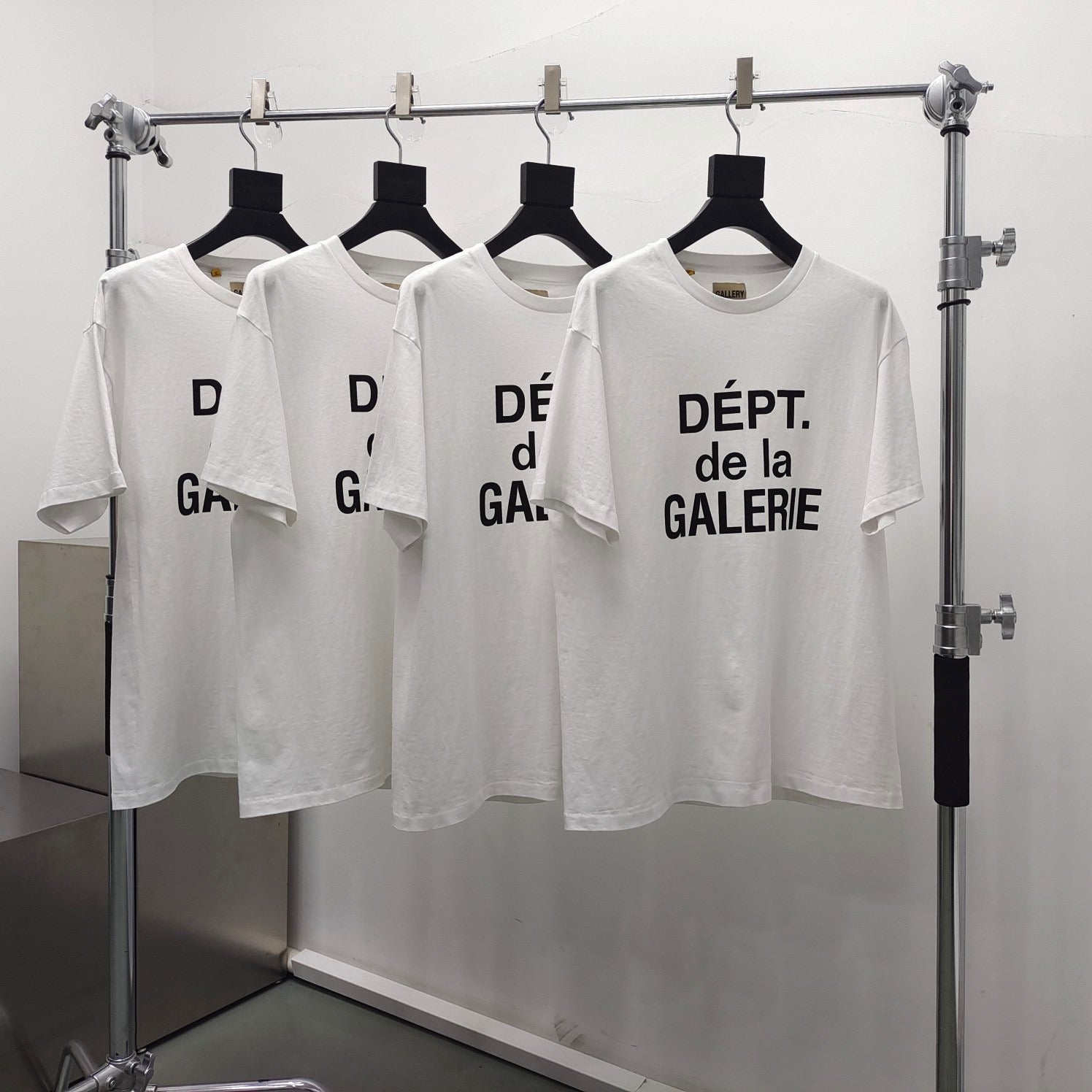 weißes T-Shirt