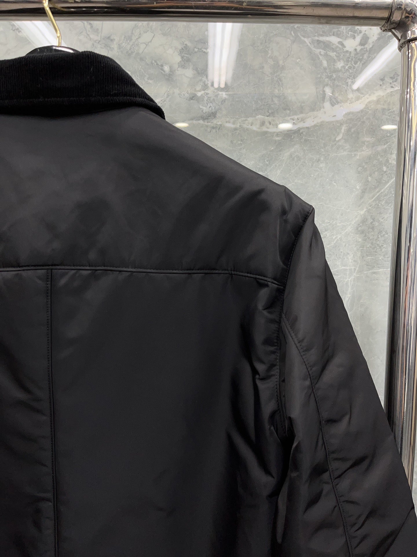 Schwarze Jacke - Größe S