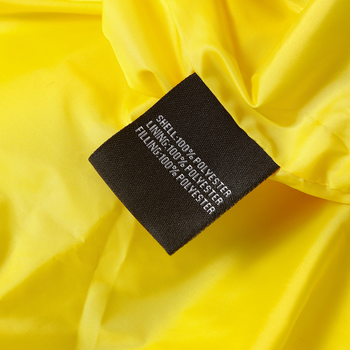 Schwarze und graue Jacke