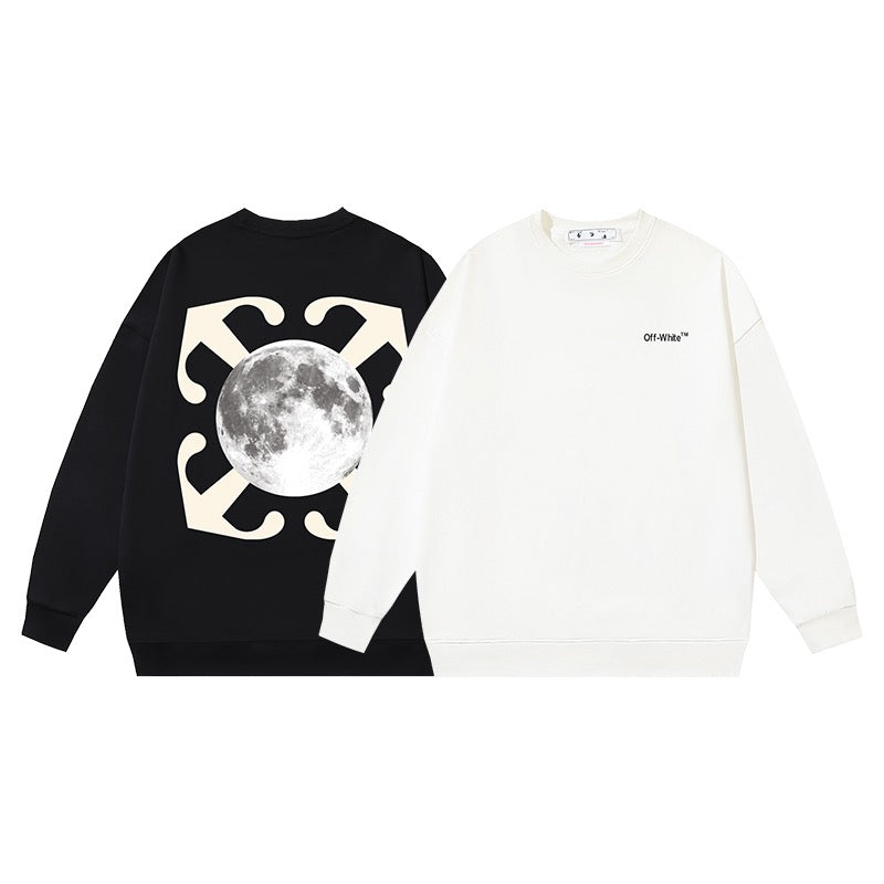weißes und schwarzes Sweatshirt