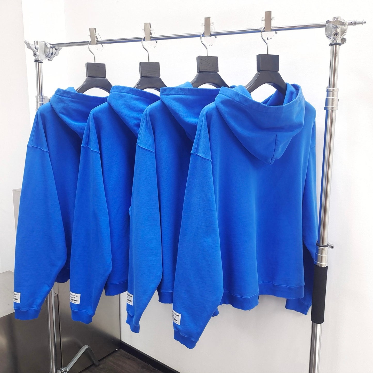 Himmelblauer Hoodie