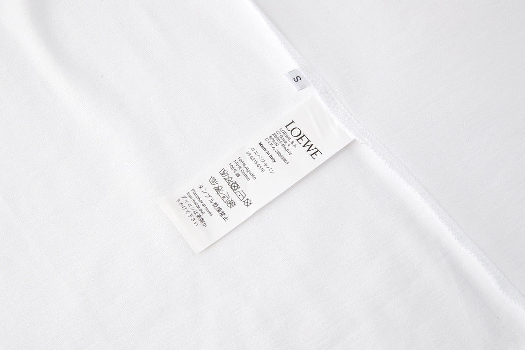 Black and  White T-shirt - FashionHype.xyz