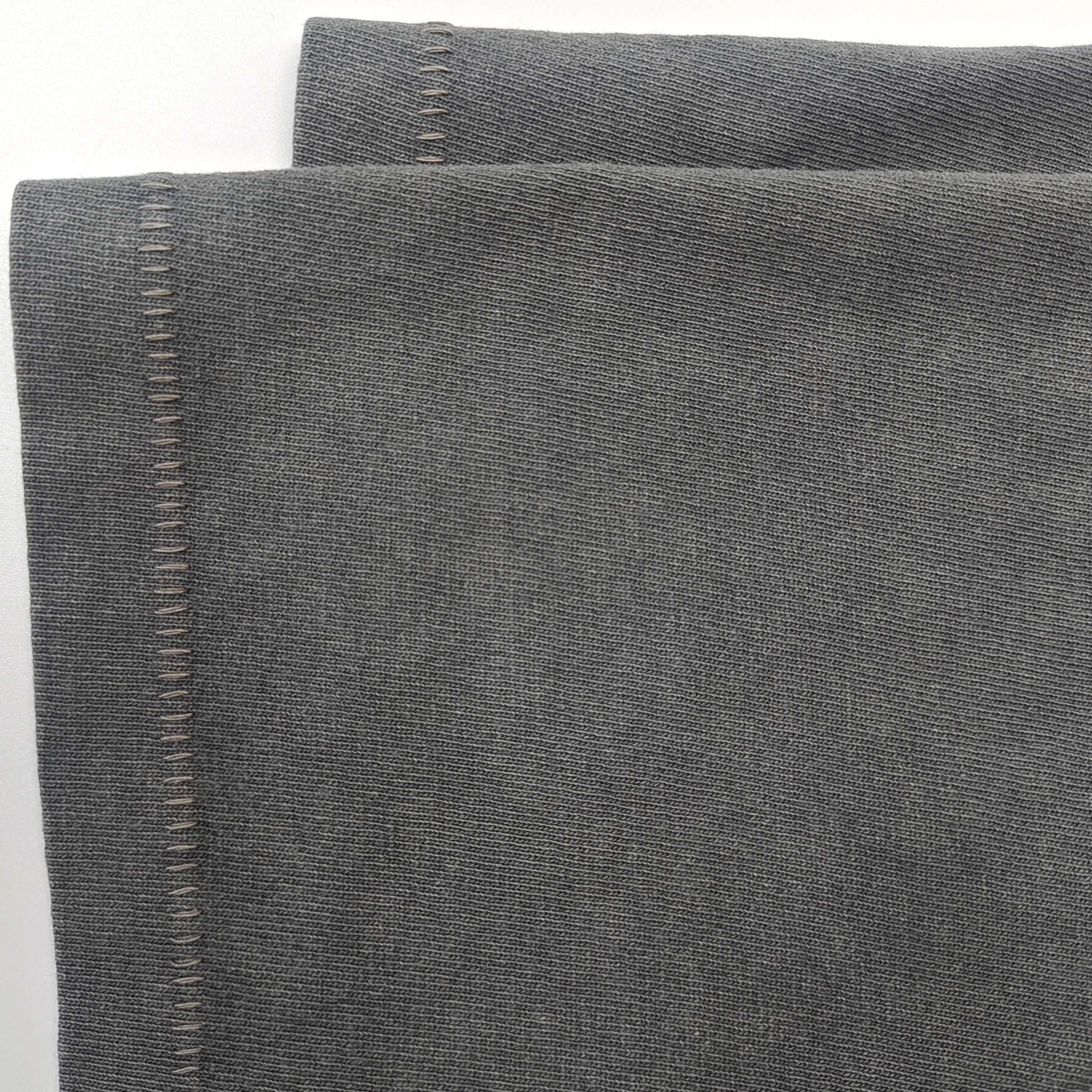 Graues T-Shirt