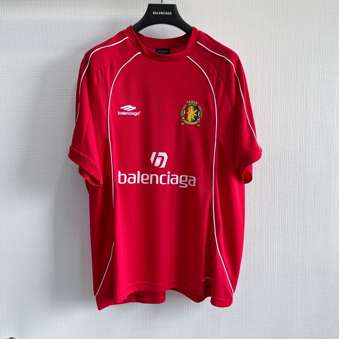 Black and Red T-shirt - FashionHype.xyz