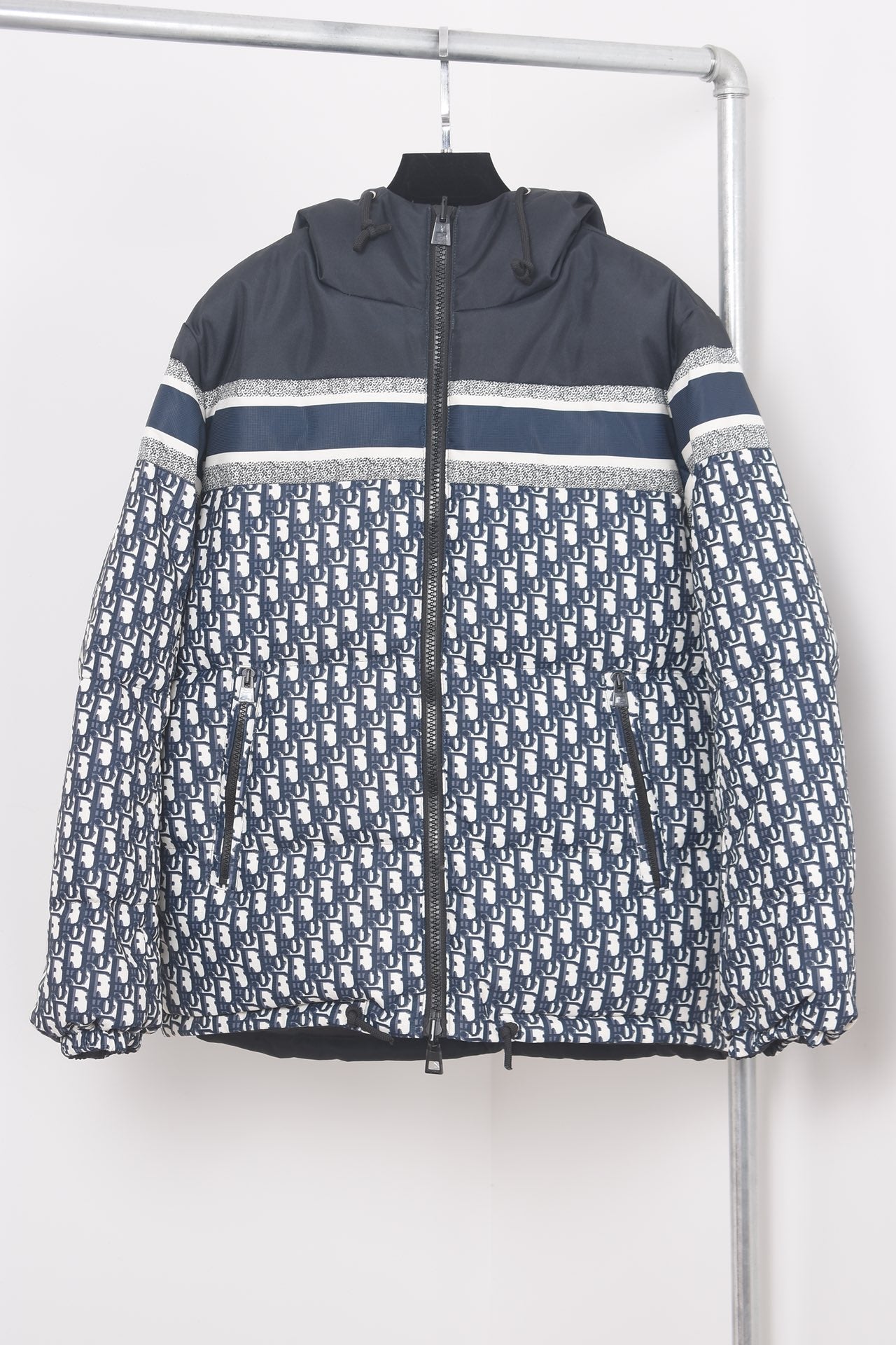 Schwarz weiße Jacke