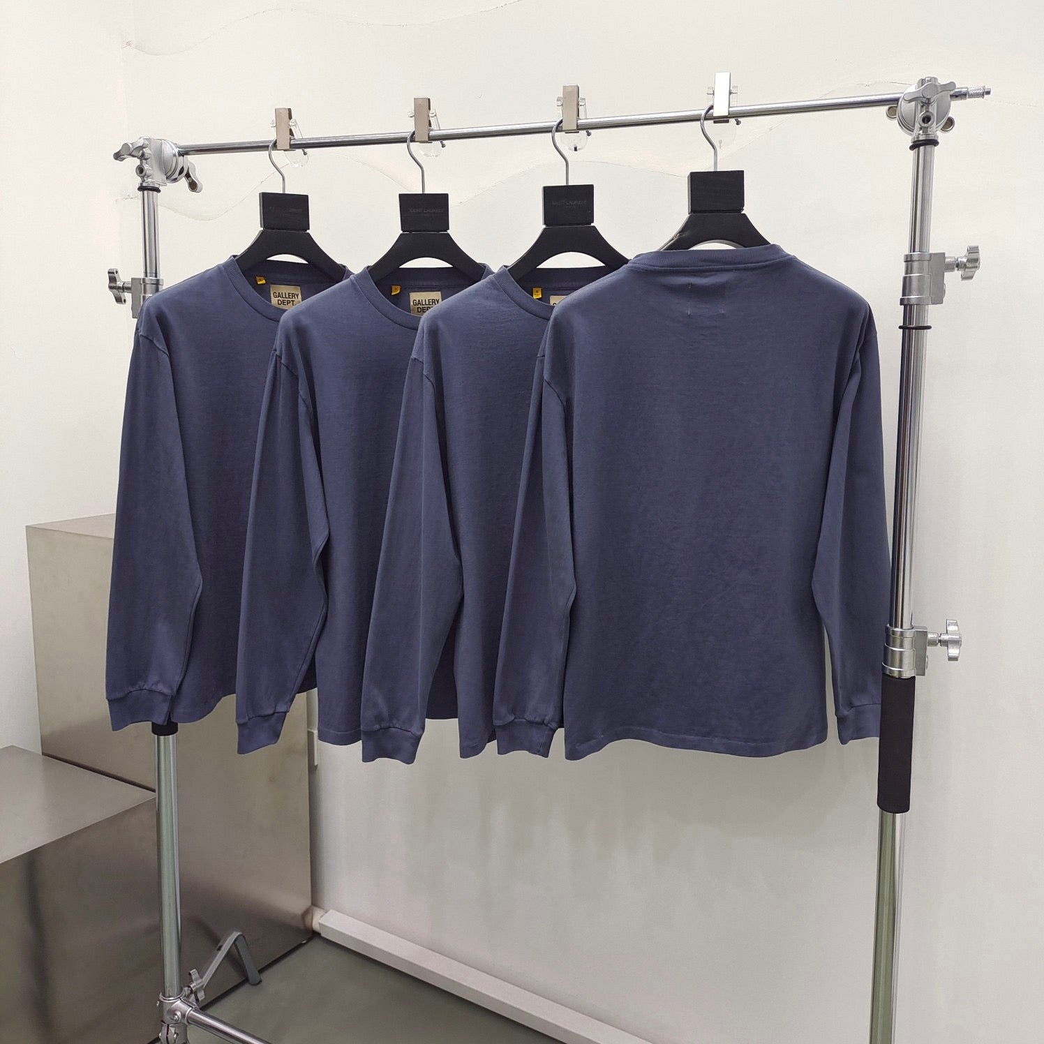 Blaues Sweatshirt