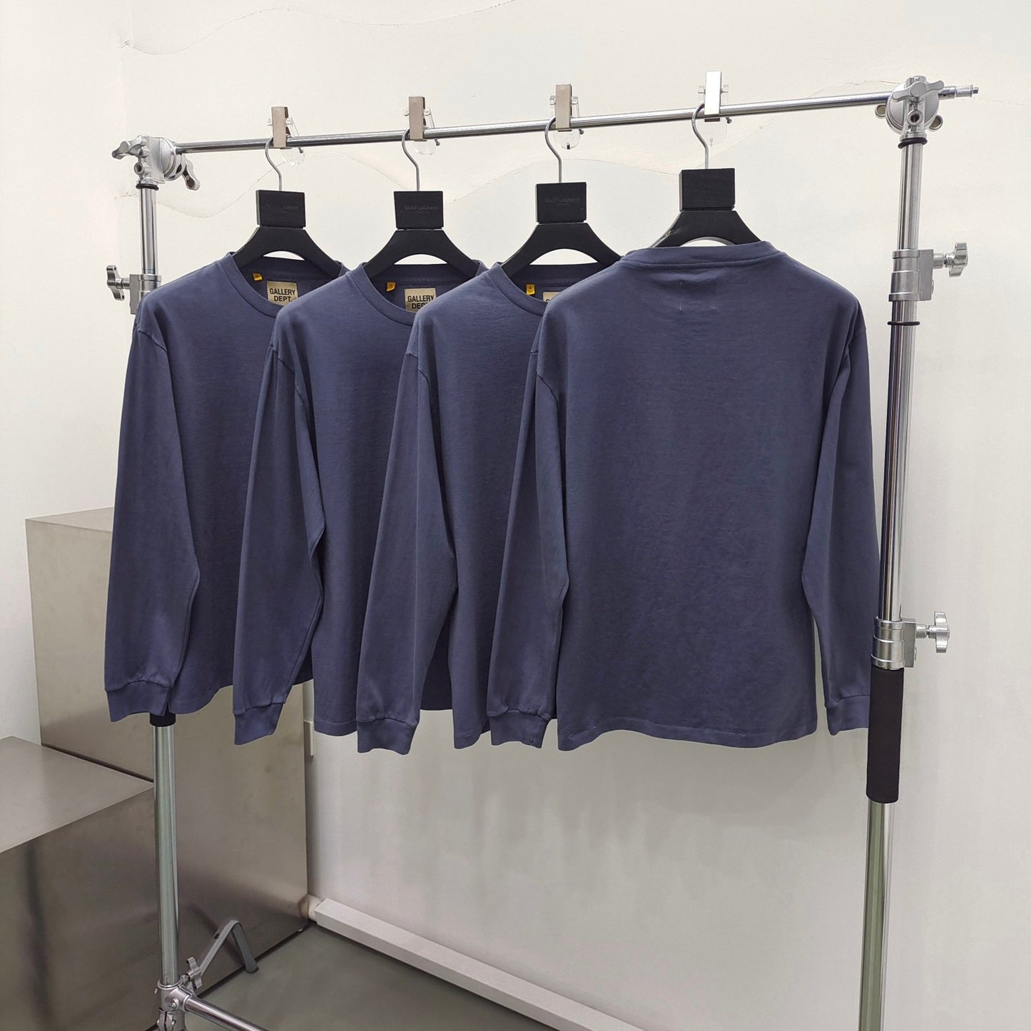 Blaues Sweatshirt