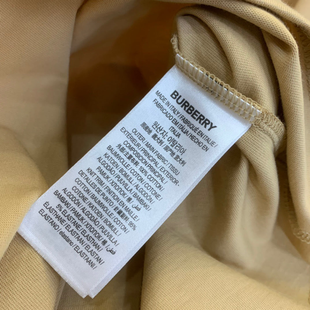 Khaki, Schwarz und Weiß T-Shirt