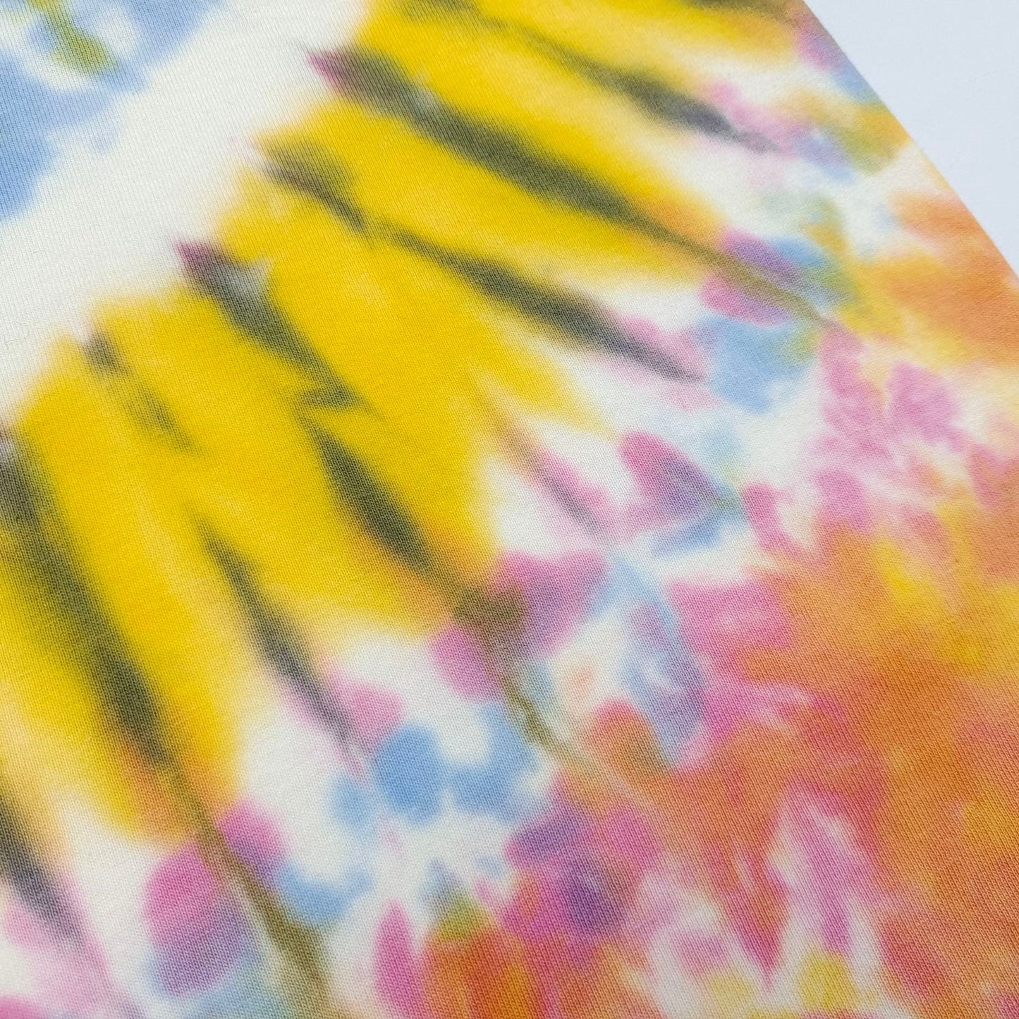 Multi-color T-shirt - FashionHype.xyz