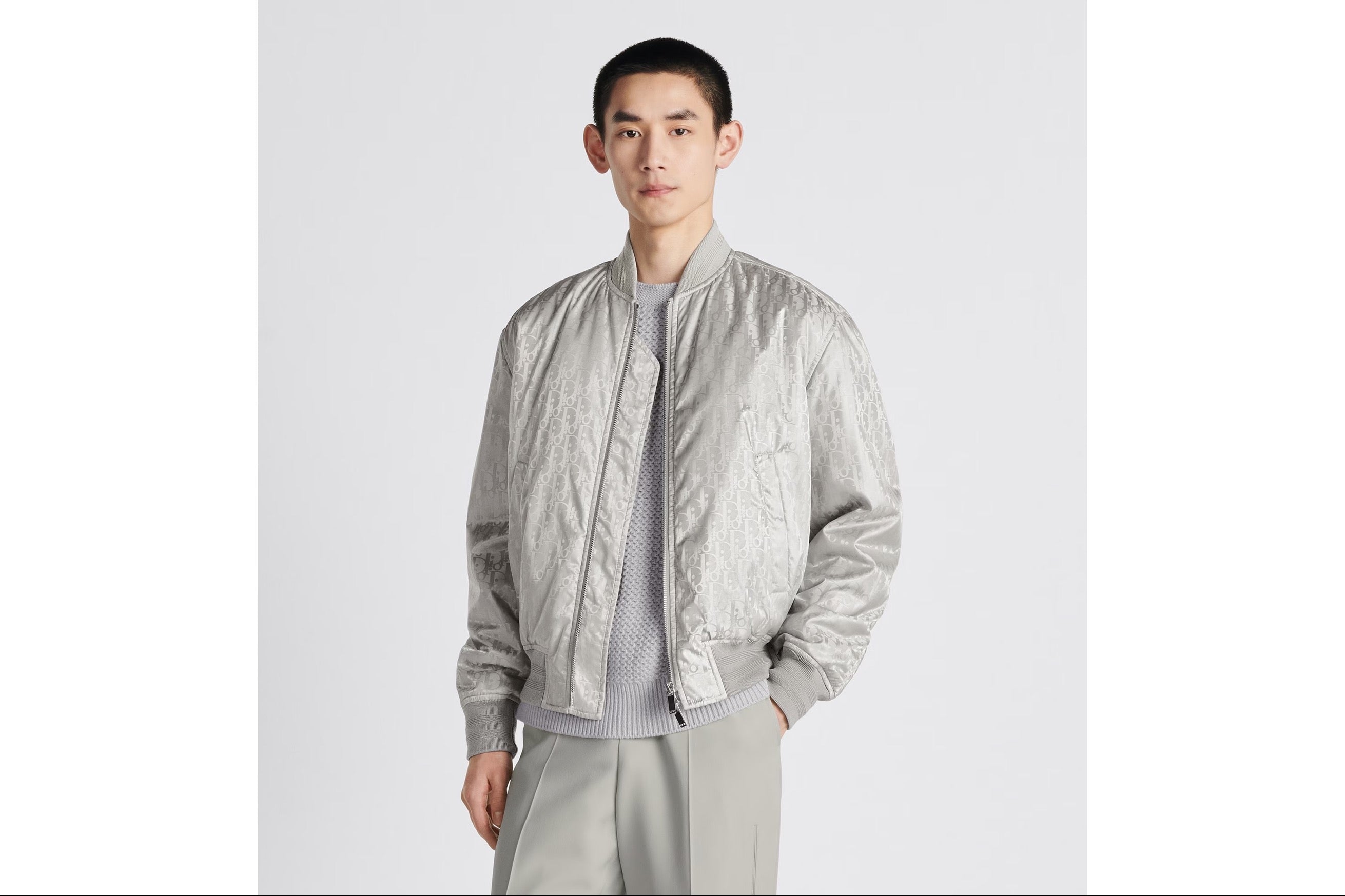 Weiße Jacke