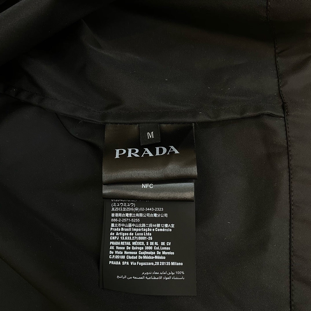 Black Jacket - FashionHype.xyz
