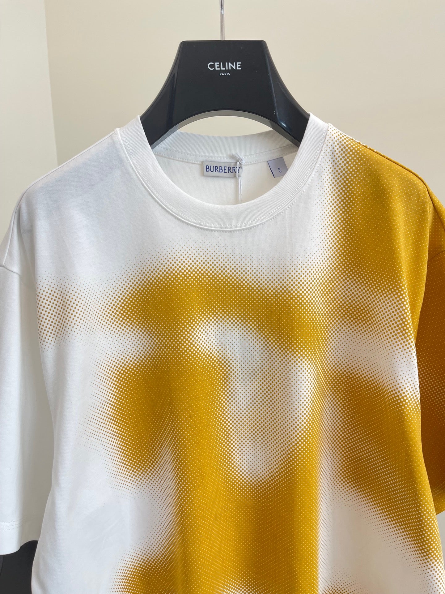Mehrfarbiges T-Shirt