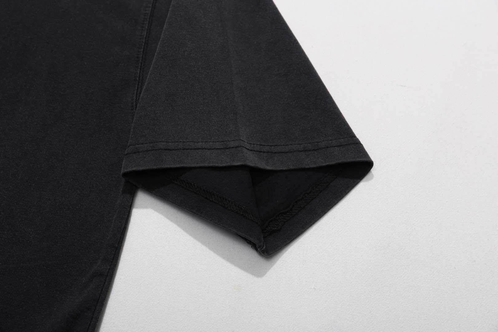 Black T-Shirt - FashionHype.xyz