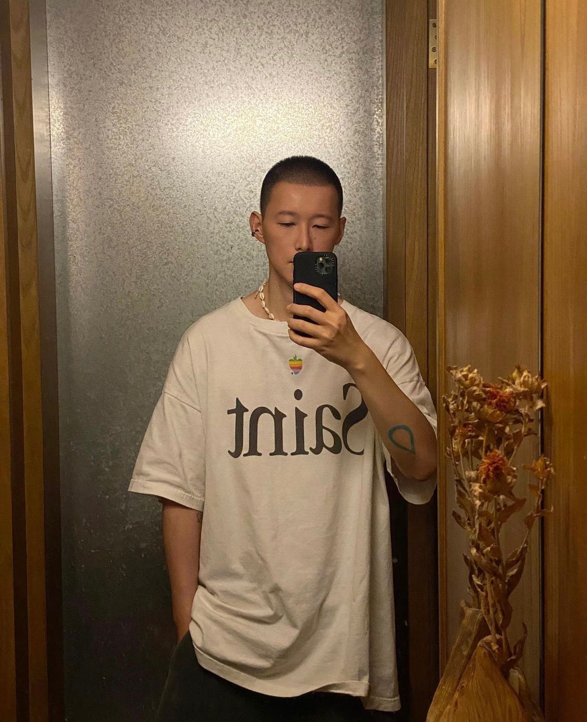 White T-shirt - FashionHype.xyz