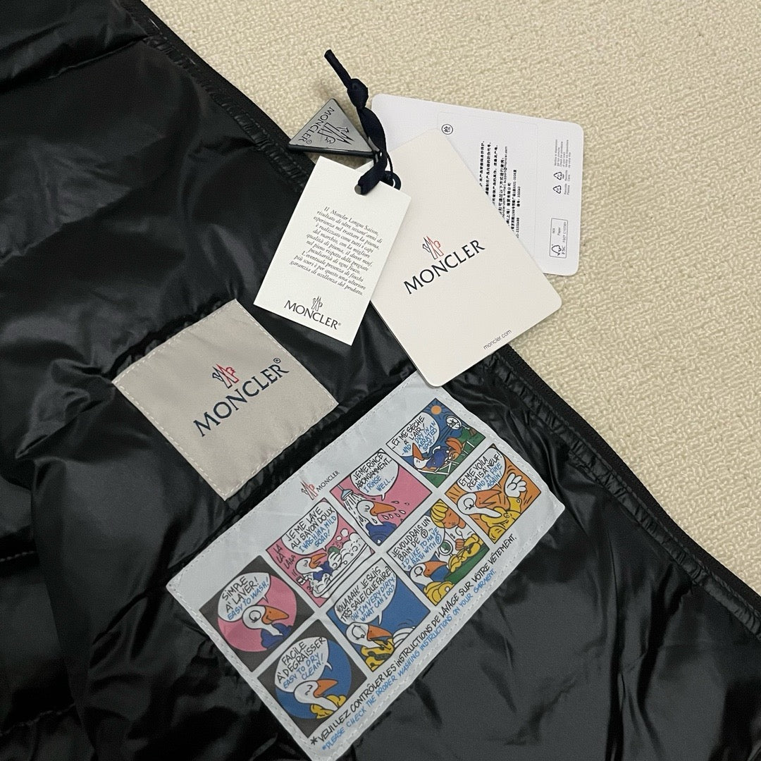 Black Vest - FashionHype.xyz