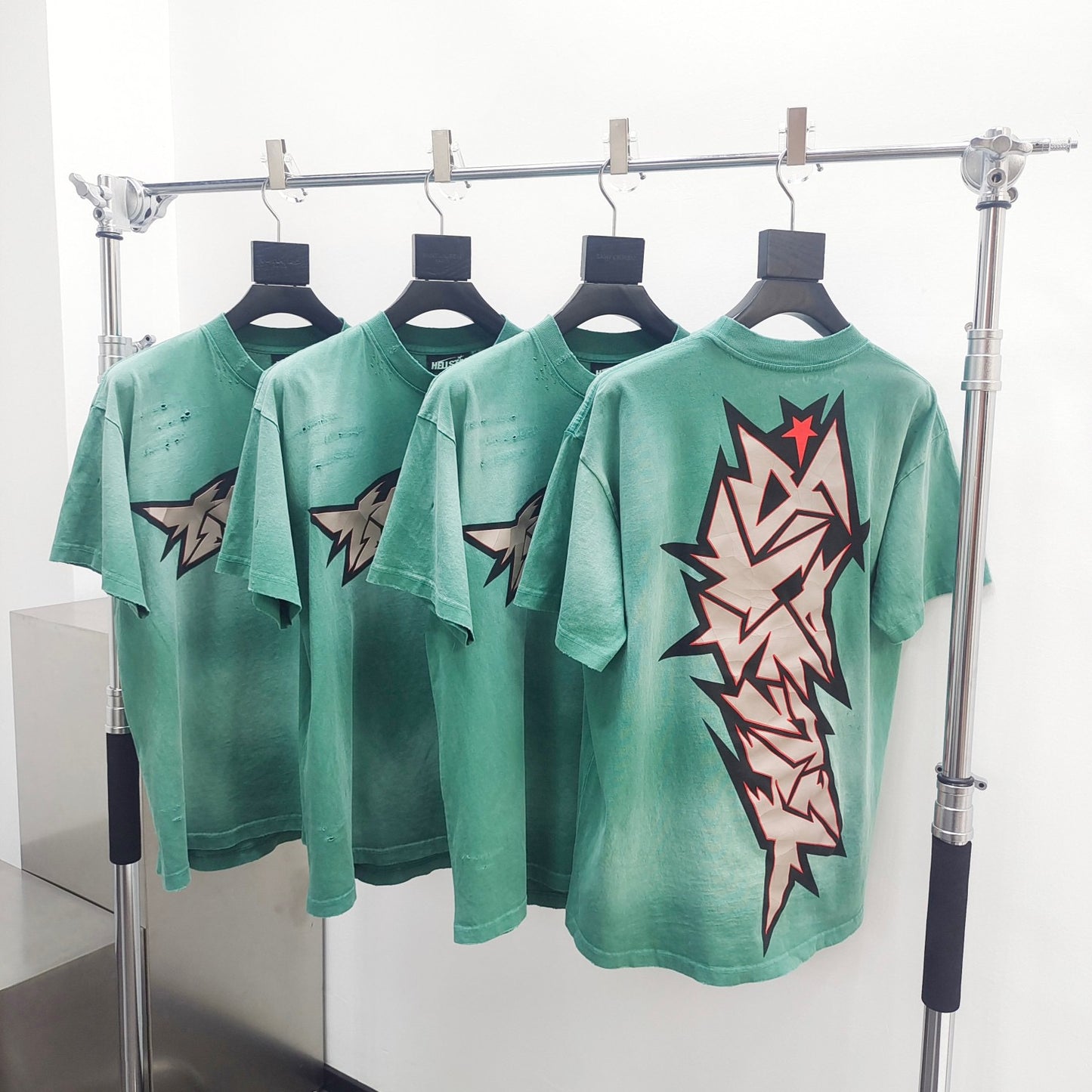 Dunkelblaues T-Shirt