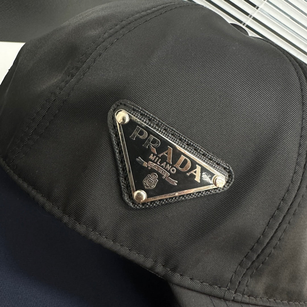 Black Cap - FashionHype.xyz