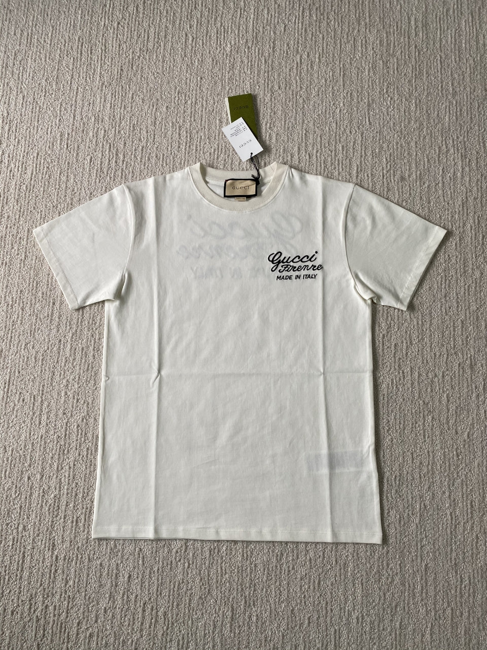 weißes T-Shirt