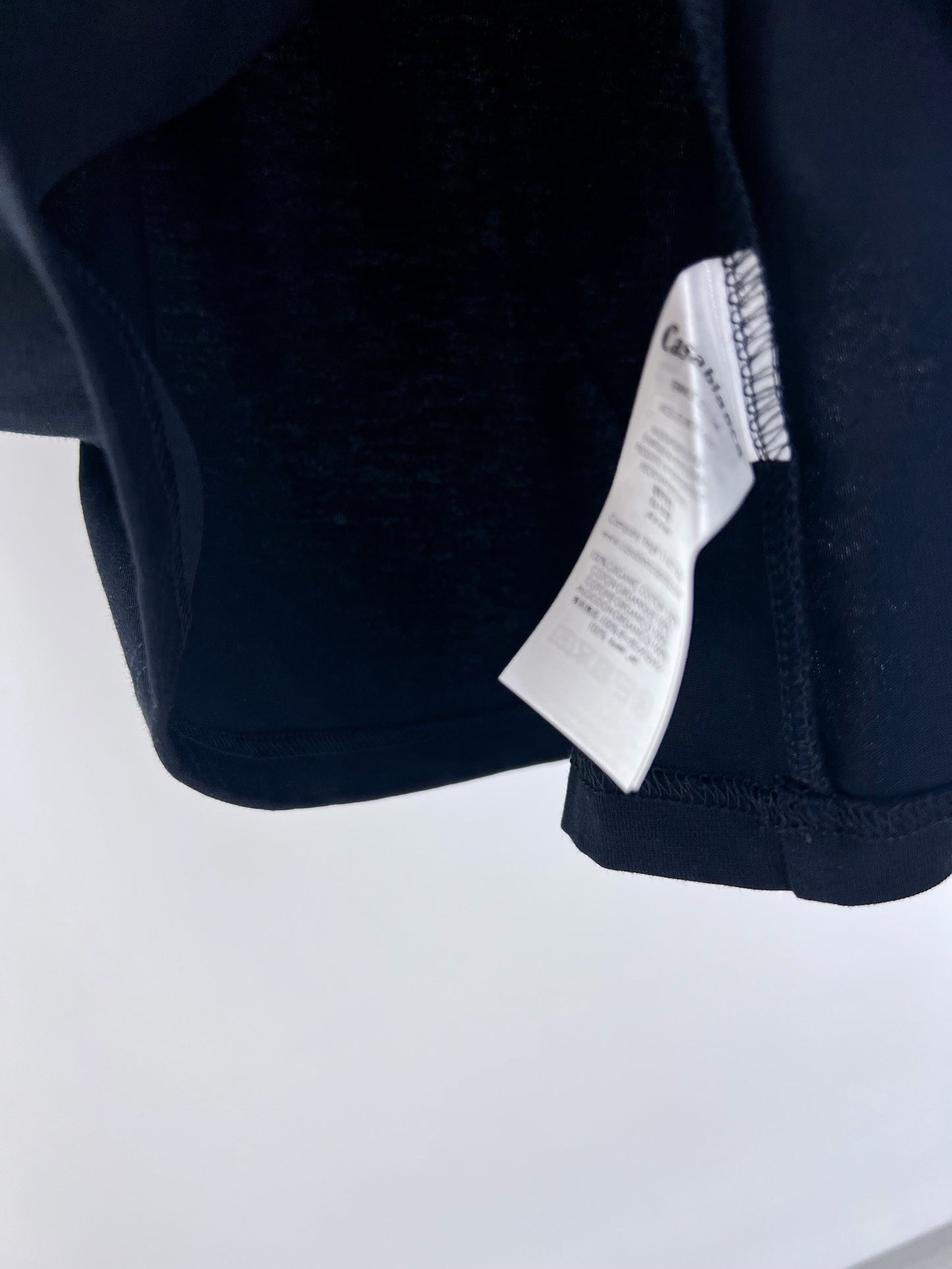 Black and White T-shirt - FashionHype.xyz