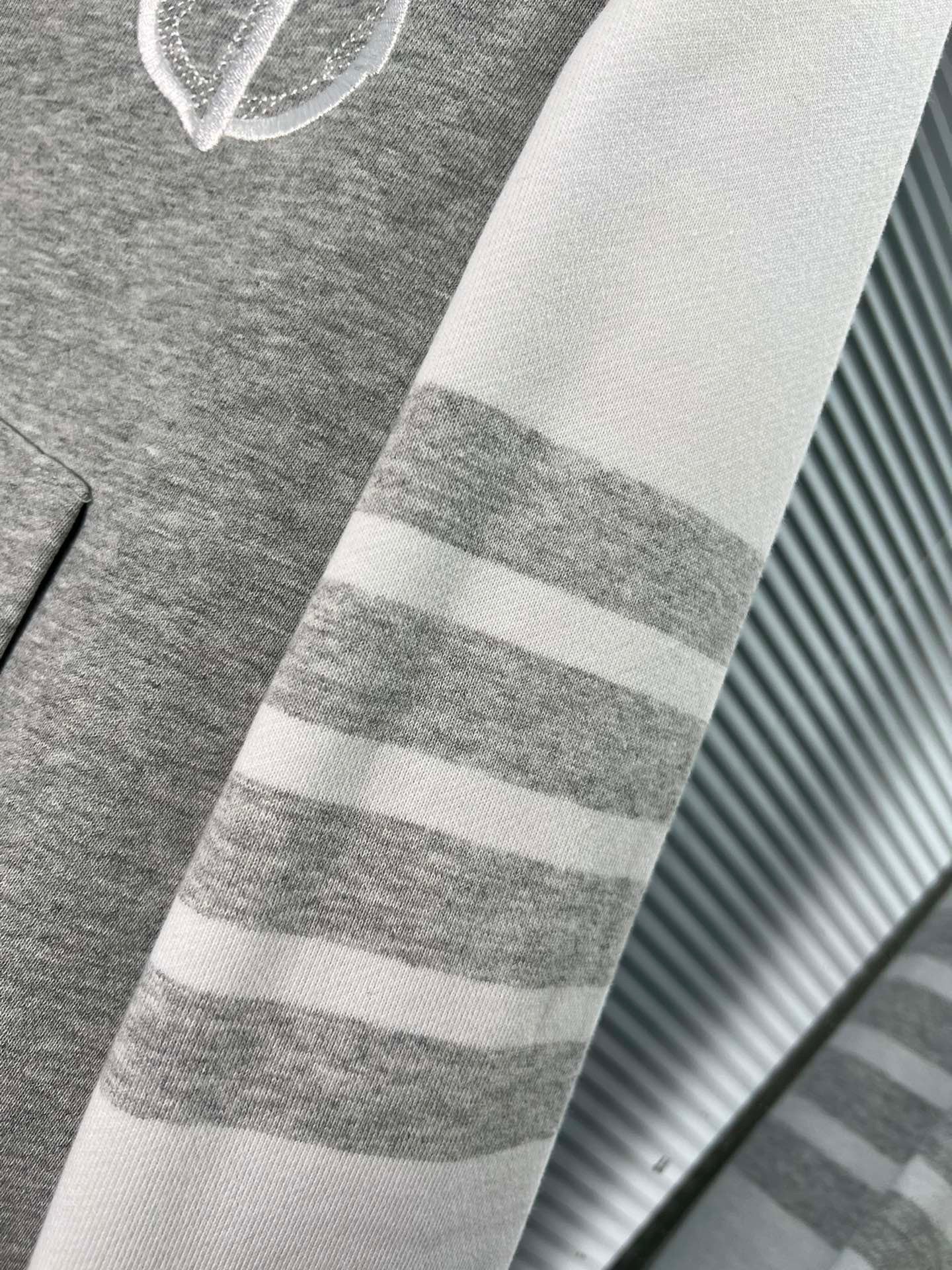 Grey White Hoodie - FashionHype.xyz