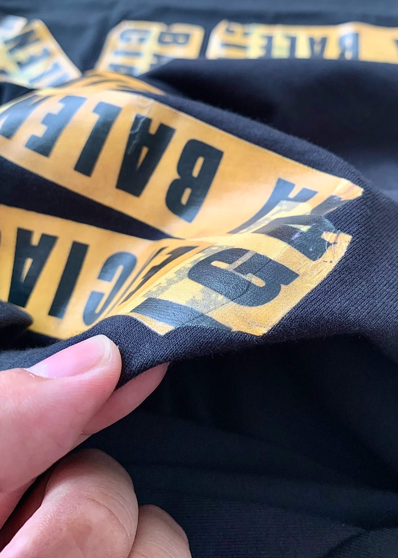 Schwarz-weißes Trikot