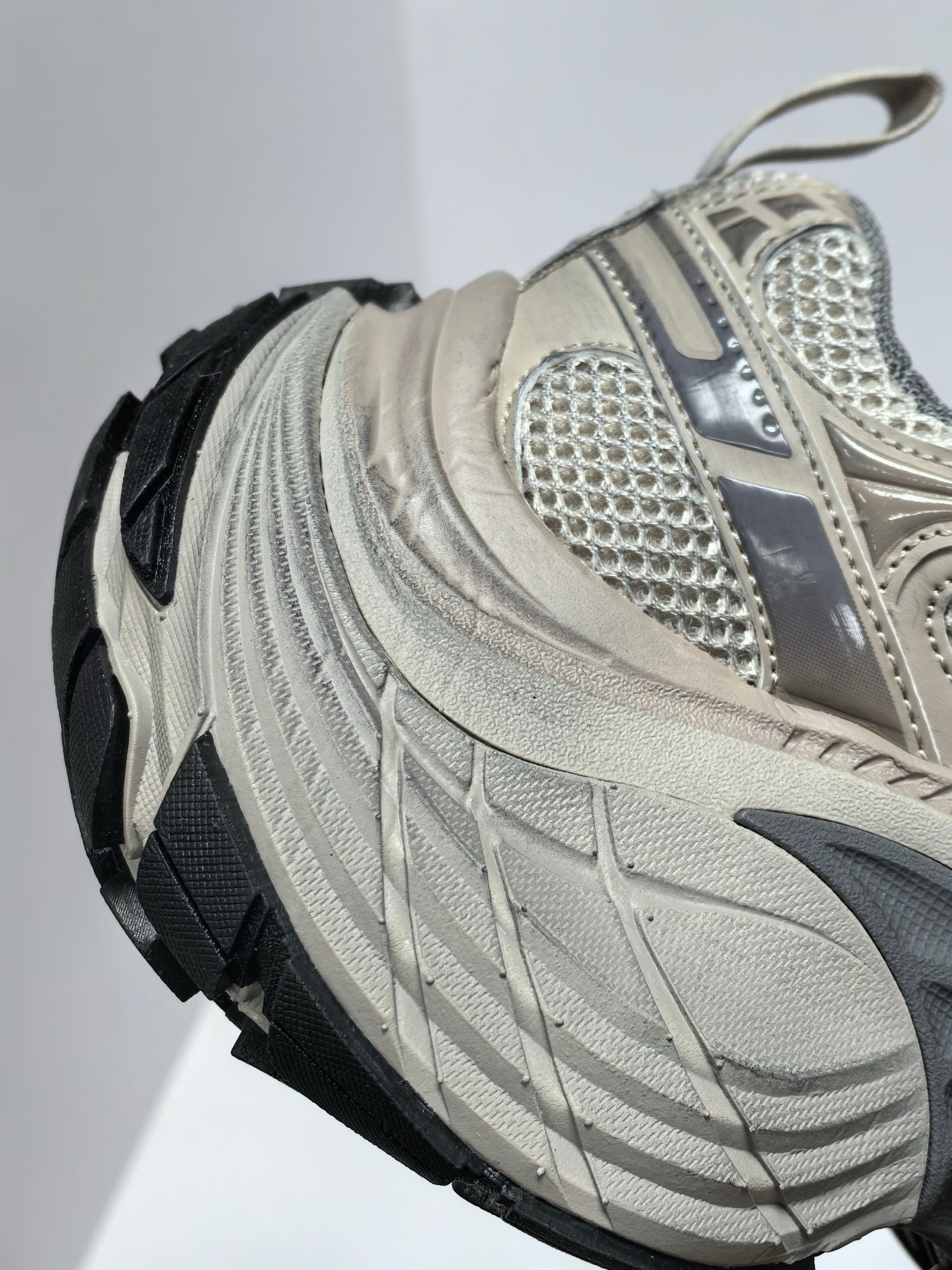 Mehrfarbige Schuhe