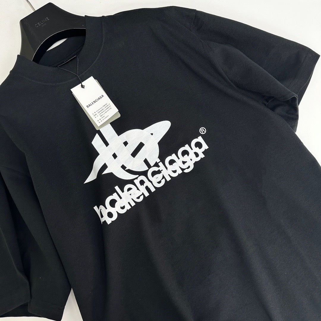 Schwarzes T-Shirt