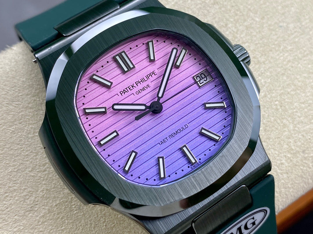 Schwarze Uhr