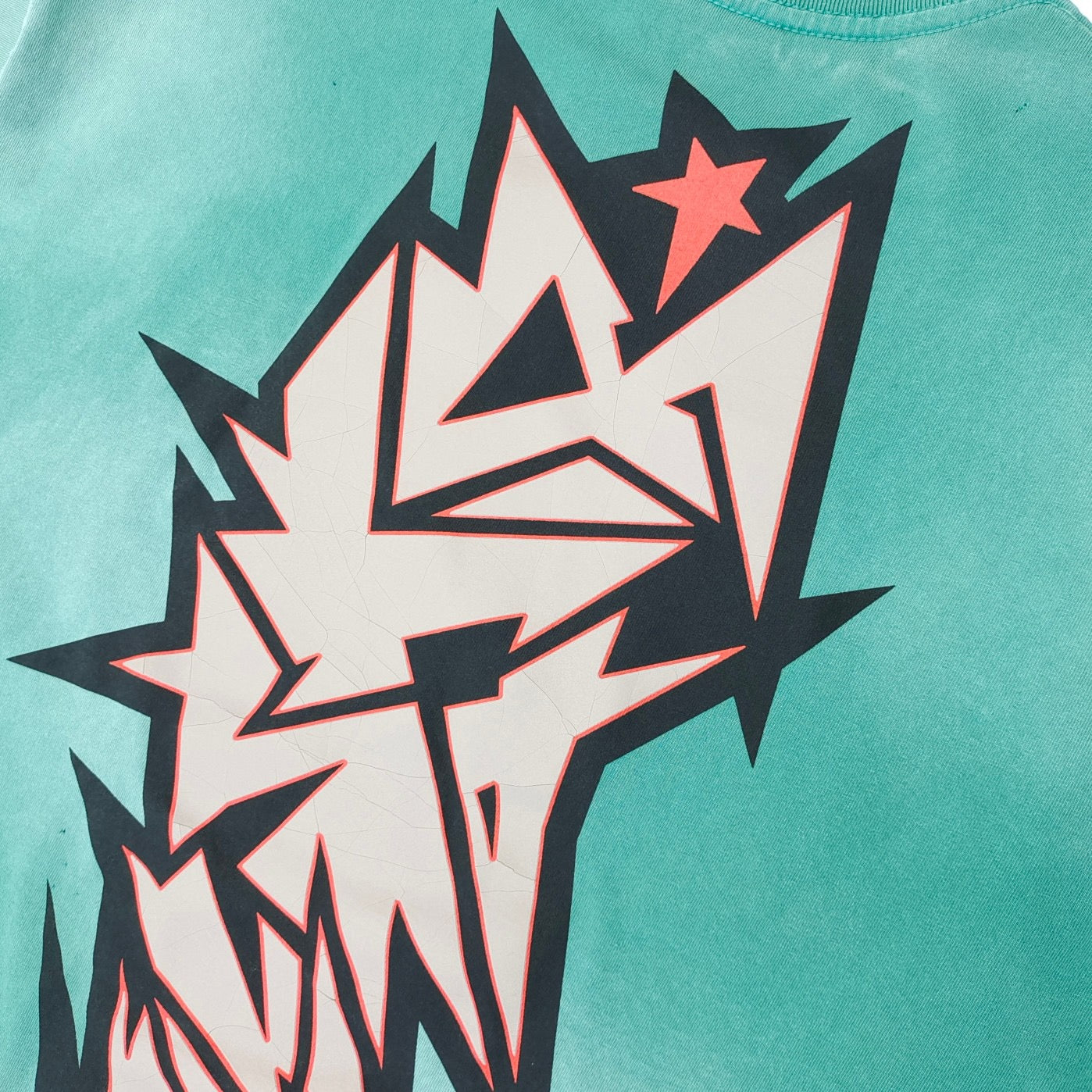 Dunkelblaues T-Shirt