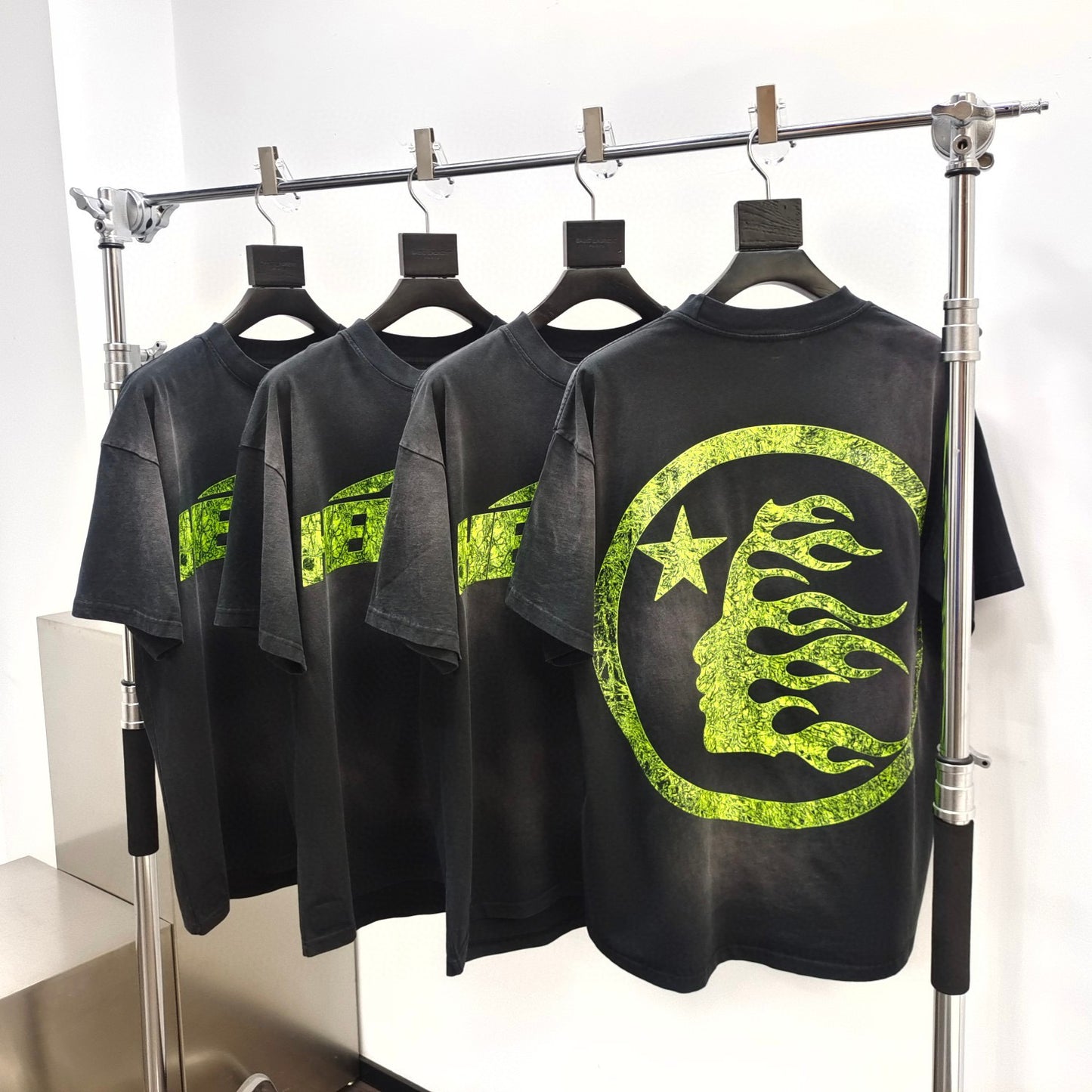 Schwarzes T-Shirt