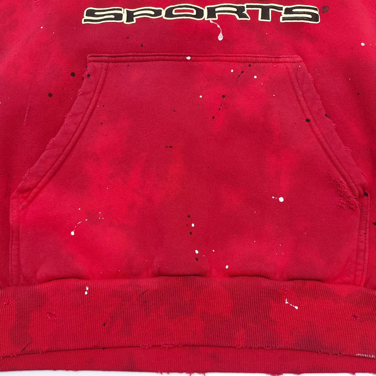 Sudadera con capucha roja oscura