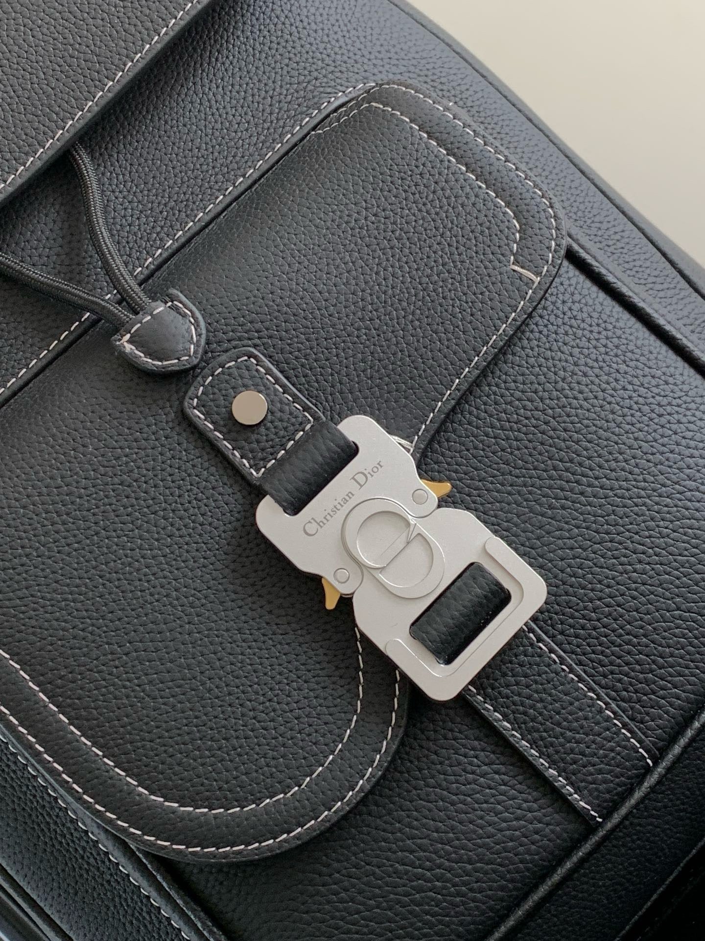 Mehrfarbige Tasche