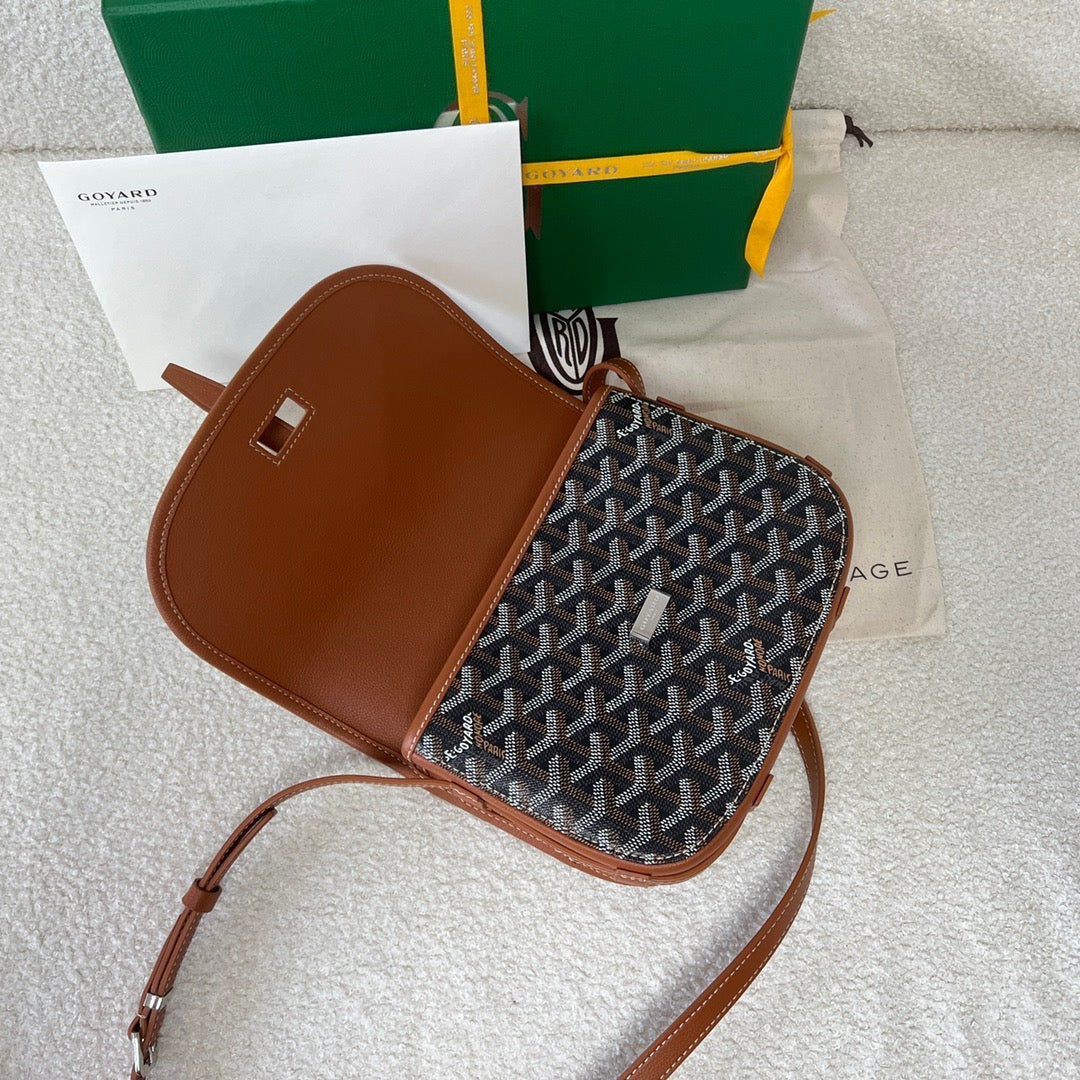 Mehrfarbige Tasche