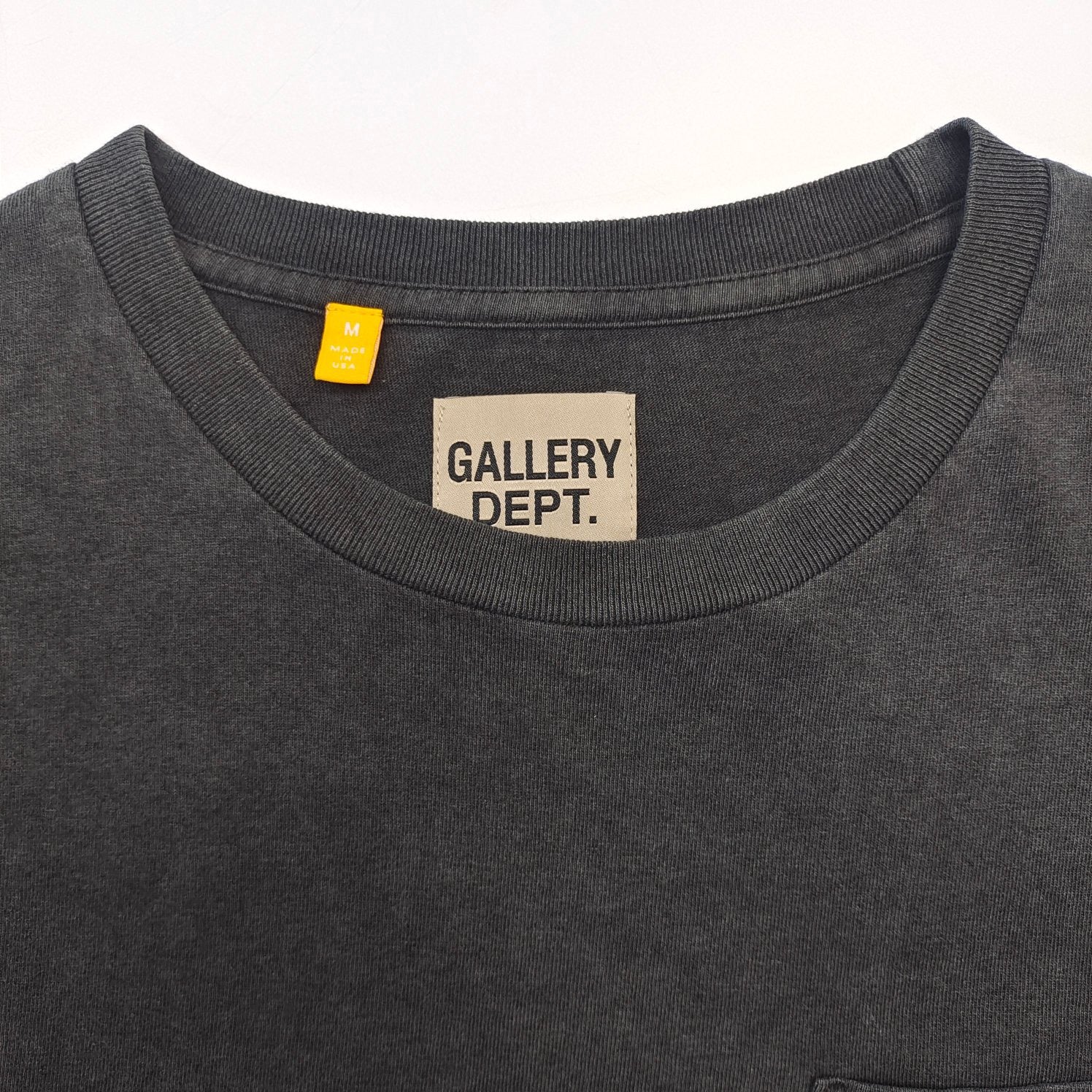 Black T-shirt - FashionHype.xyz