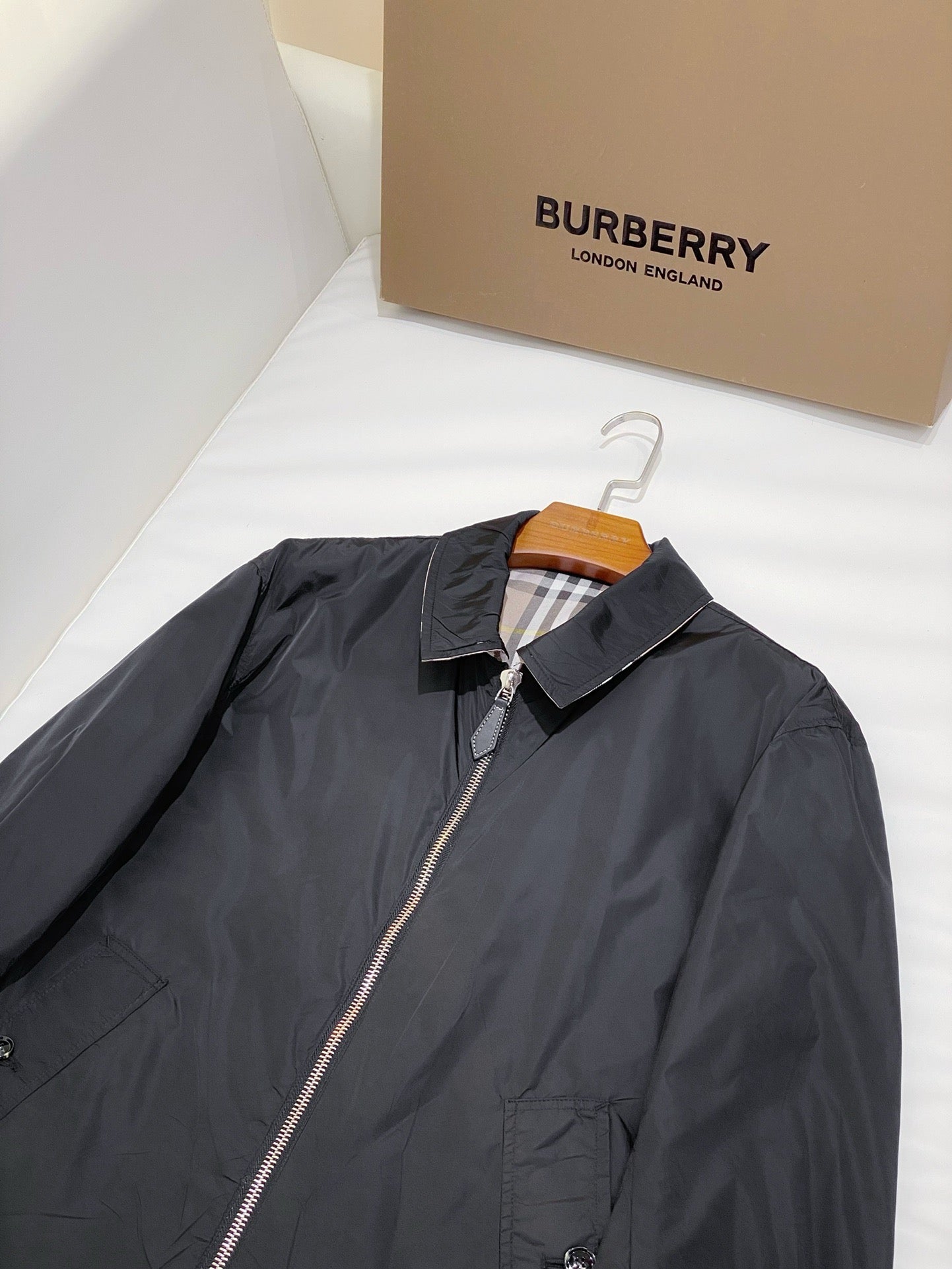 Mehrfarbige Jacke
