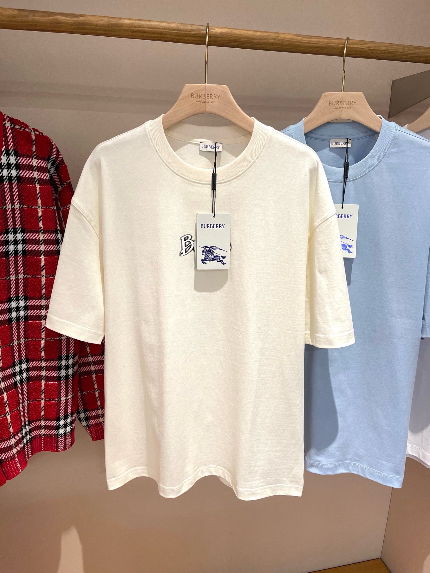 Mehrfarbiges T-Shirt