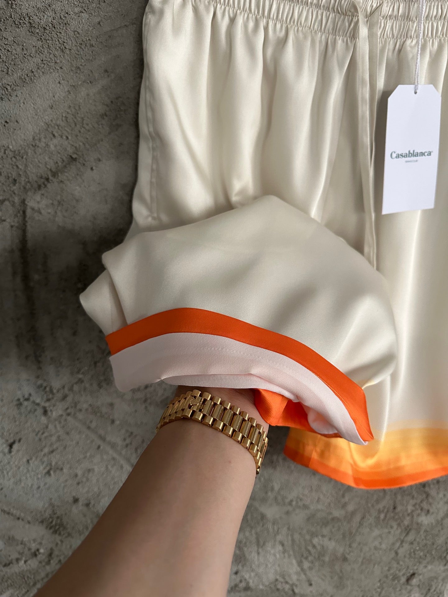 Weiß orange Short