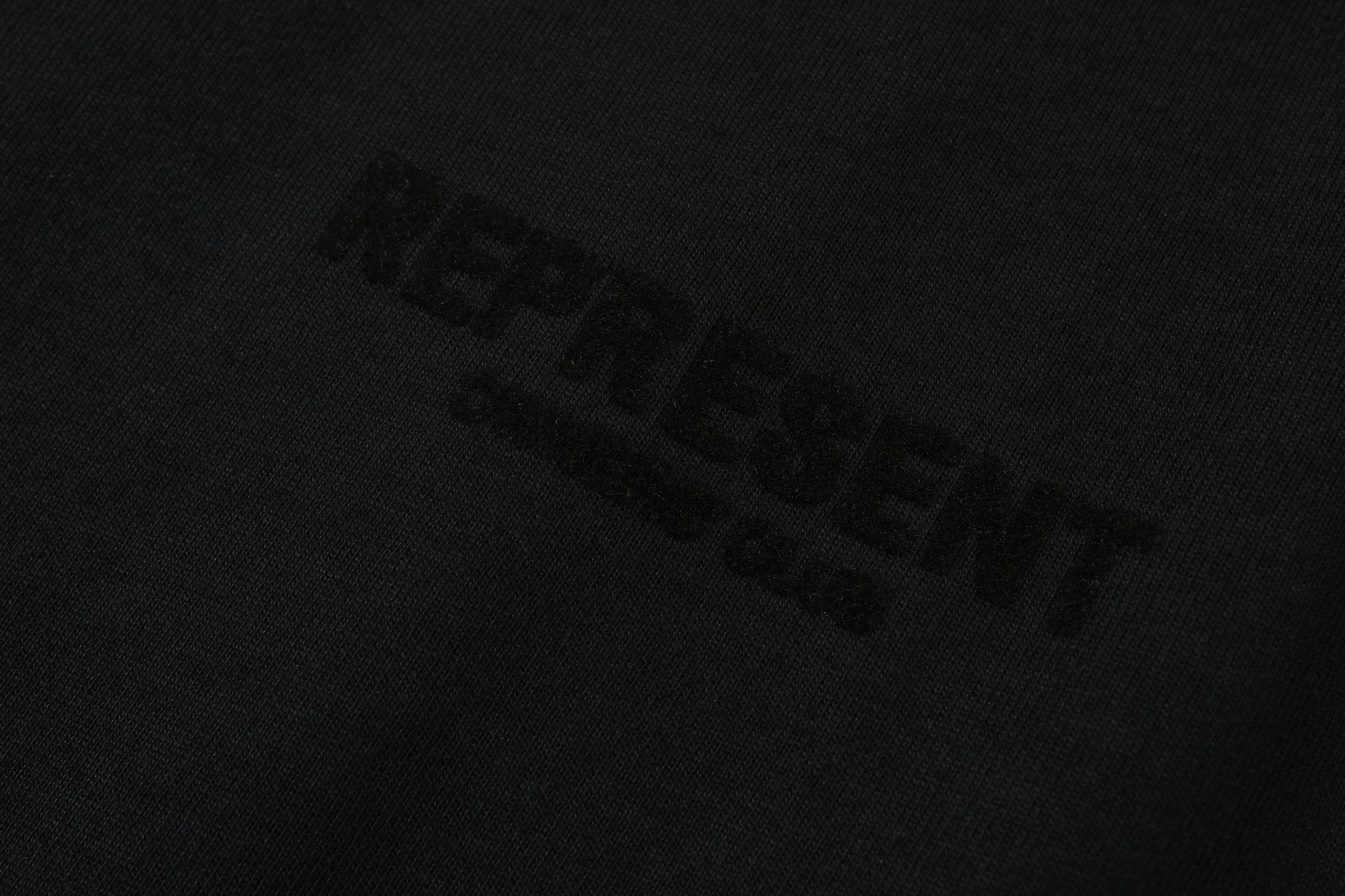 Schwarzes T-Shirt