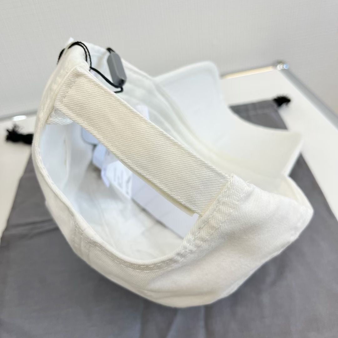 White and Black Cap - FashionHype.xyz