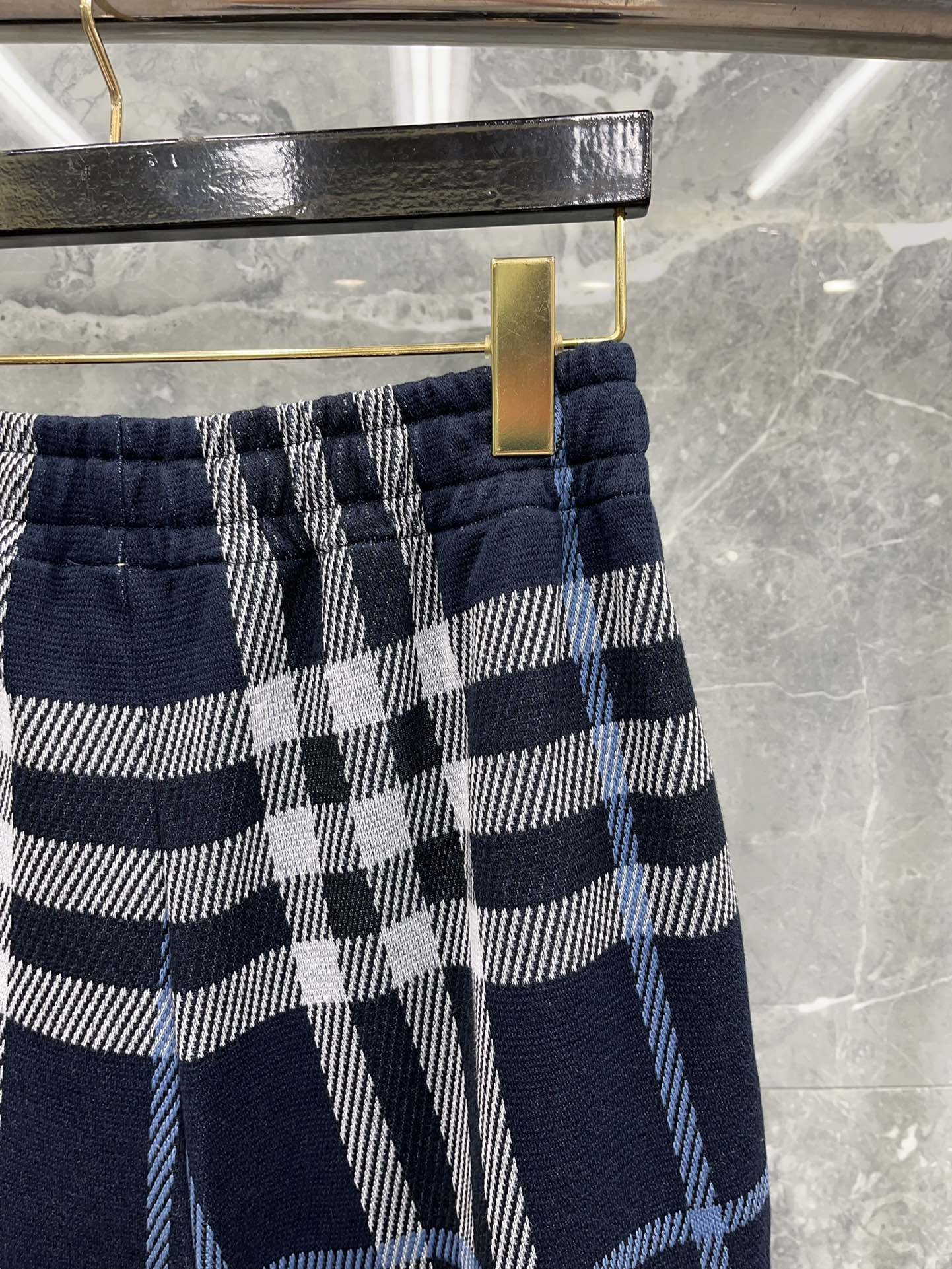Mehrfarbige Shorts