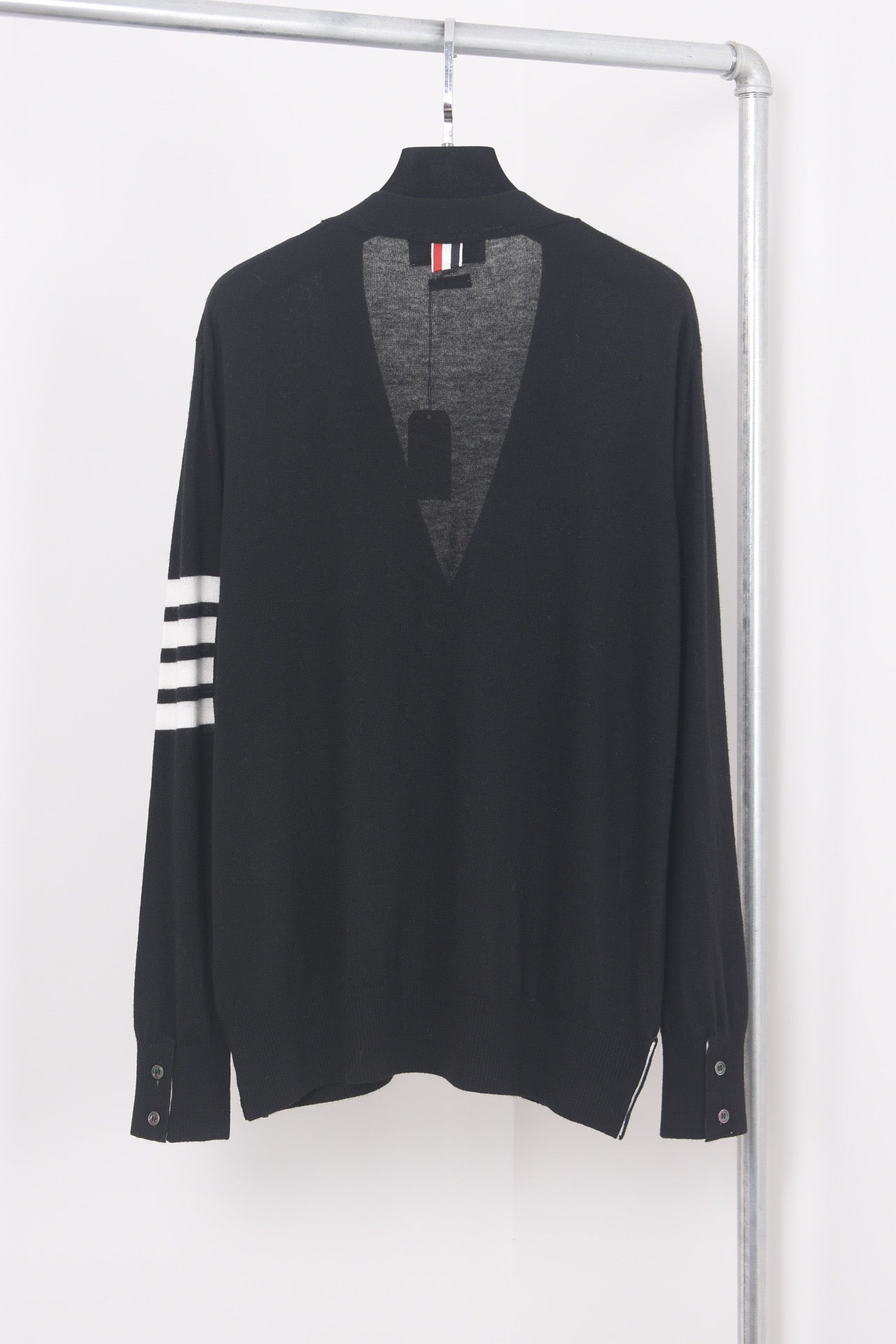 Schwarze, marineblaue, graue und dunkelgraue Jacke