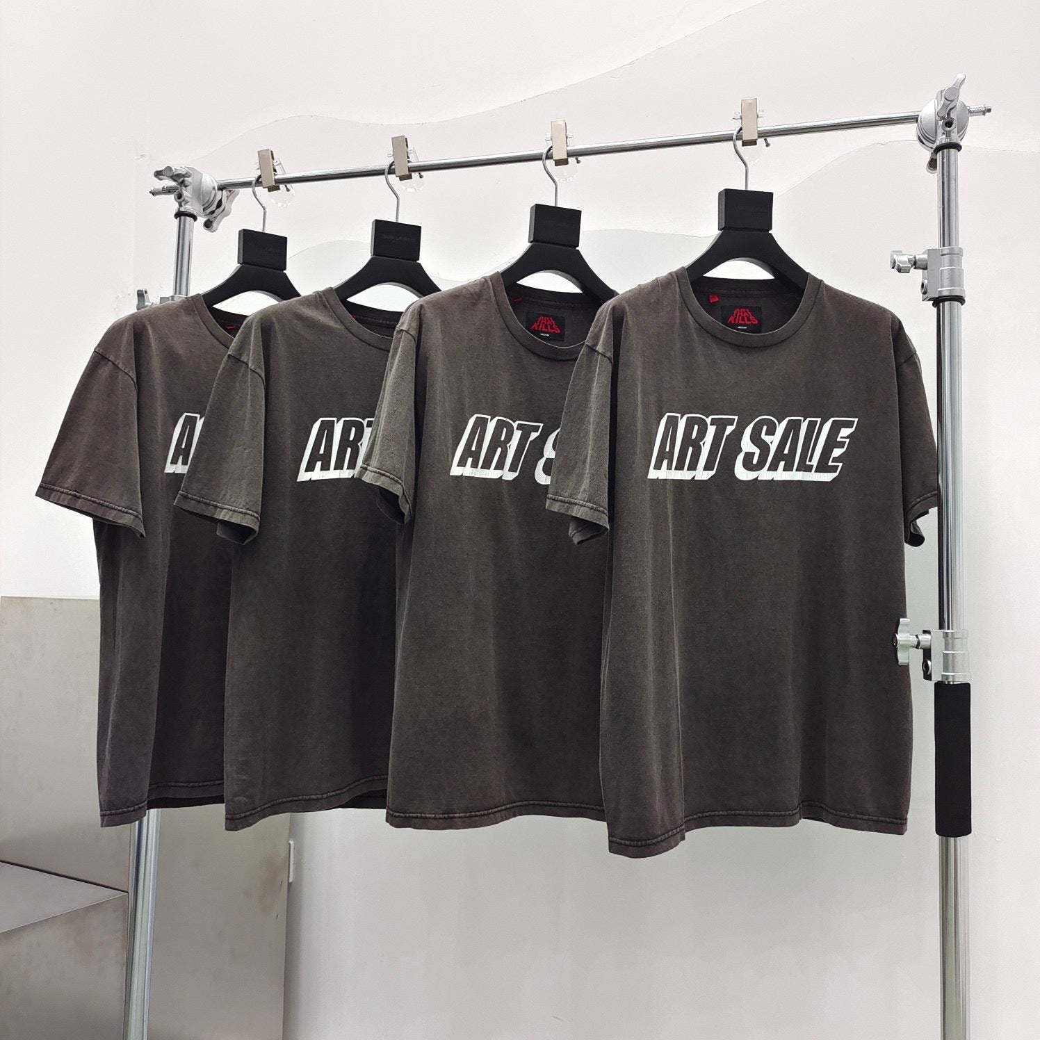 Black T-shirt - FashionHype.xyz