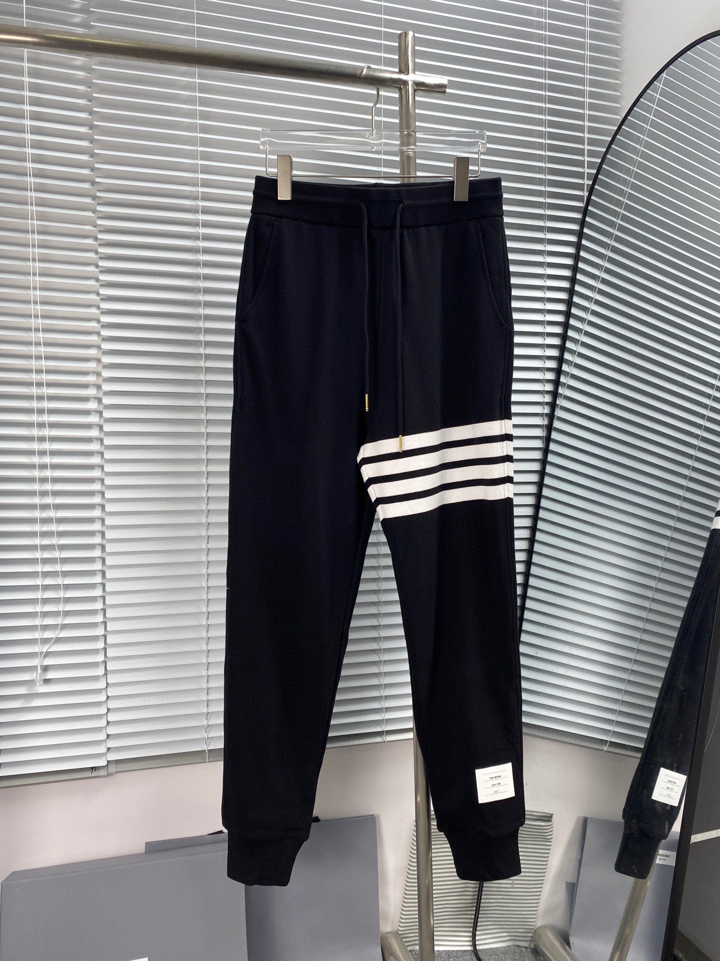 Mehrfarbige Hose